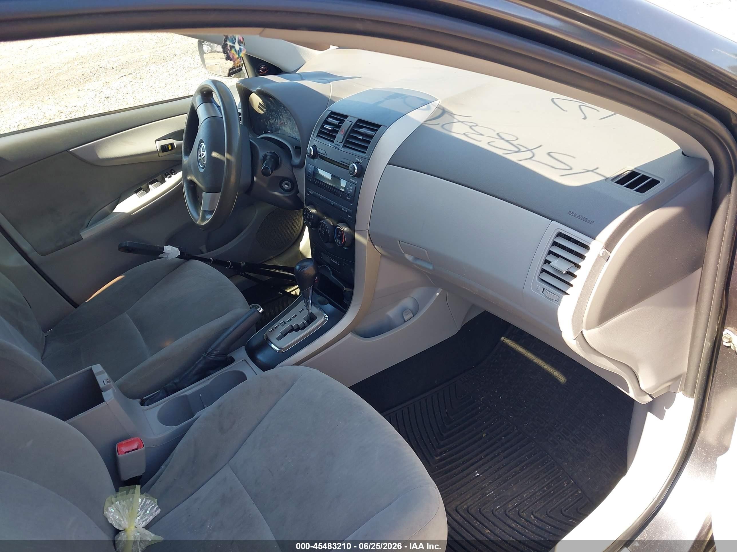 2010 Toyota Corolla Le Gray vin: 1NXBU4EE9AZ276143