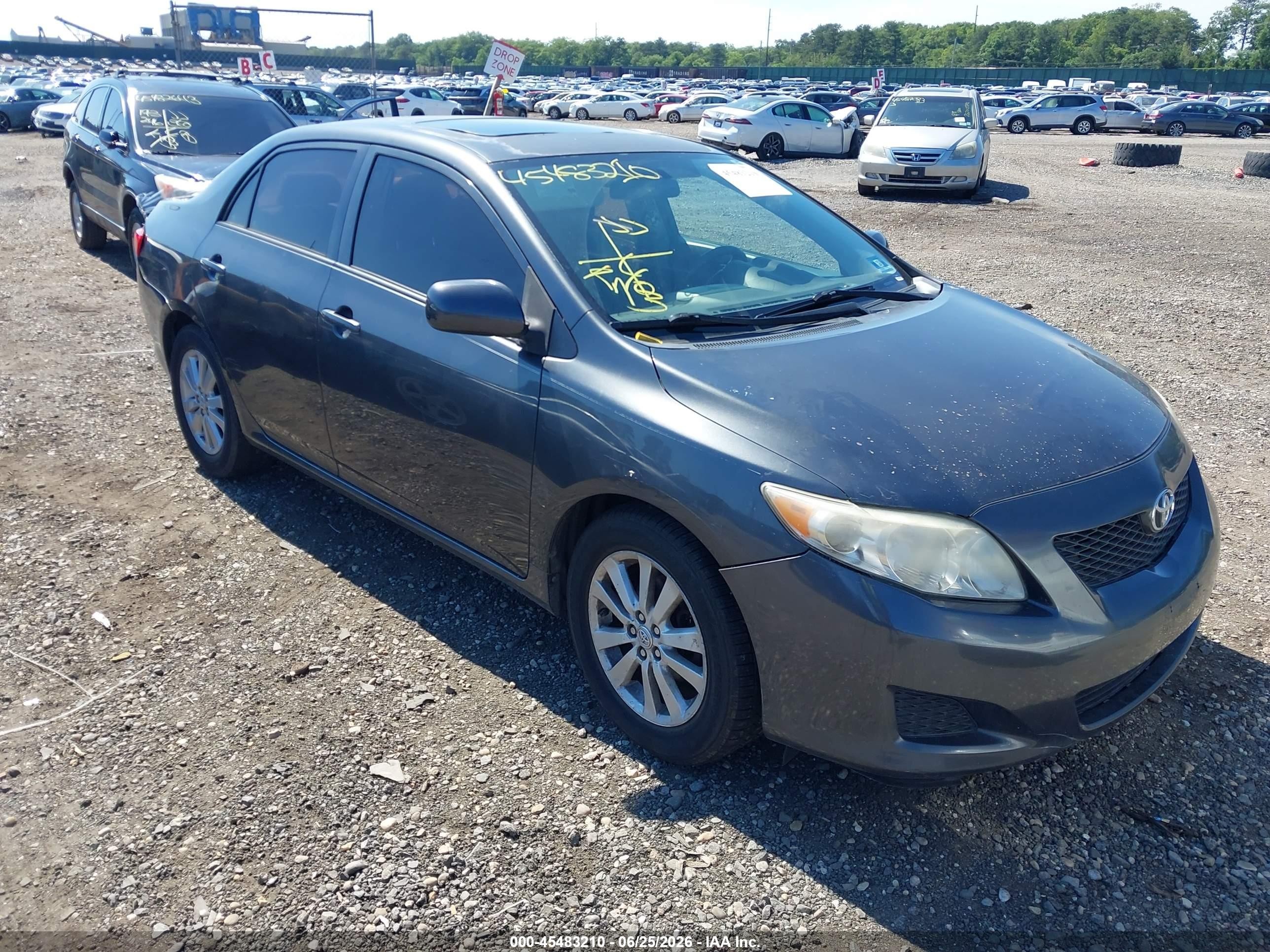 2010 Toyota Corolla Le Gray vin: 1NXBU4EE9AZ276143