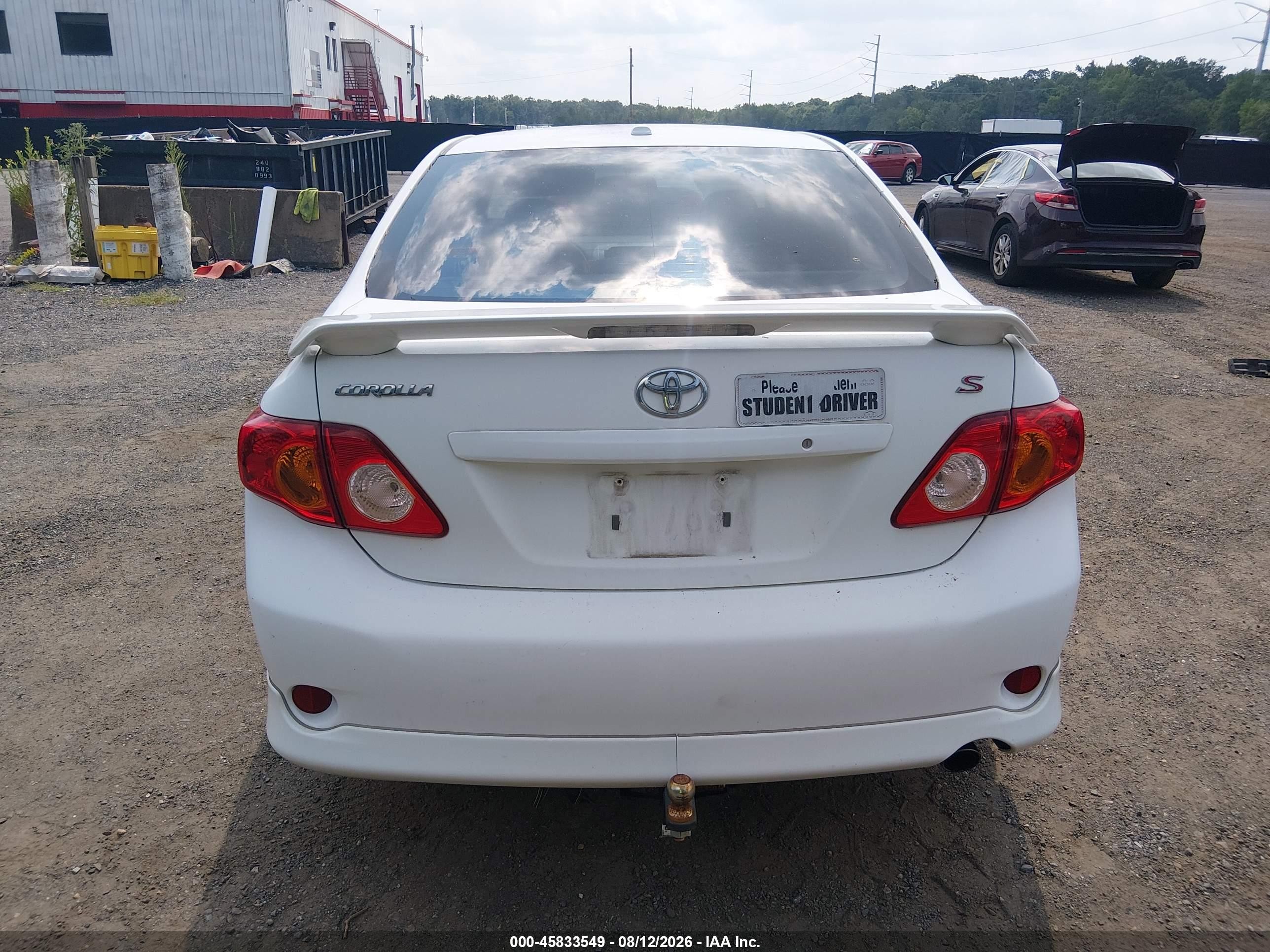 2010 Toyota Corolla S White vin: 1NXBU4EE9AZ291998