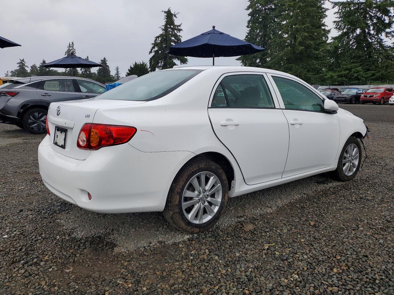 2010 Toyota Corolla Le White vin: 1NXBU4EE9AZ301140
