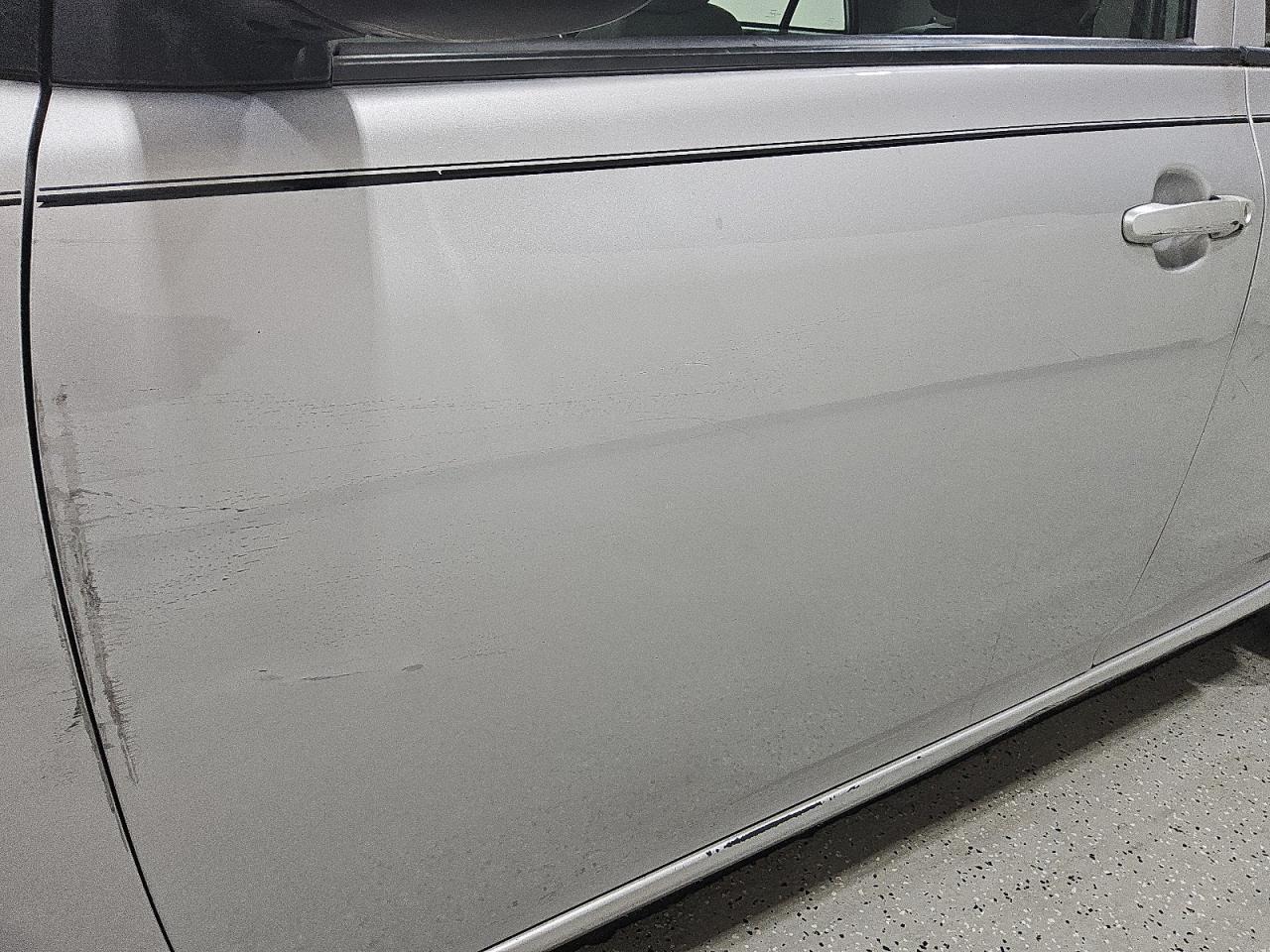 2010 Toyota Corolla Le Серый vin: 1NXBU4EE9AZ311523 Damage: Left Front Door, Dent(S) W/ Paint Dmg, 1 To 2 Inches