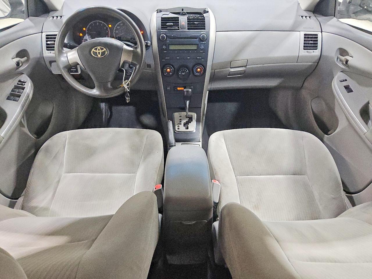2010 Toyota Corolla Le Серый vin: 1NXBU4EE9AZ311523