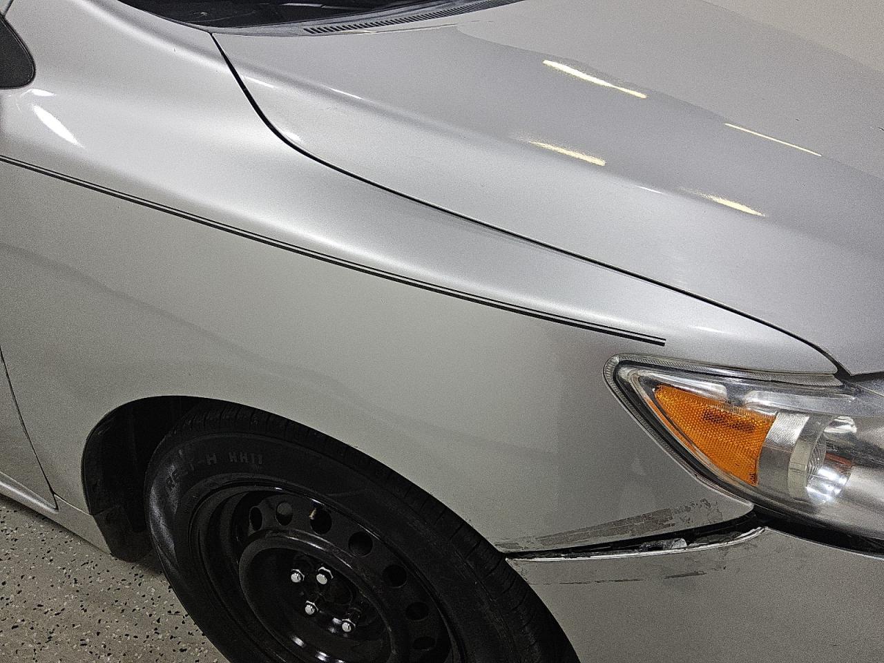 2010 Toyota Corolla Le Серый vin: 1NXBU4EE9AZ311523 Damage: Right Front Fender, Misaligned, Repair Required