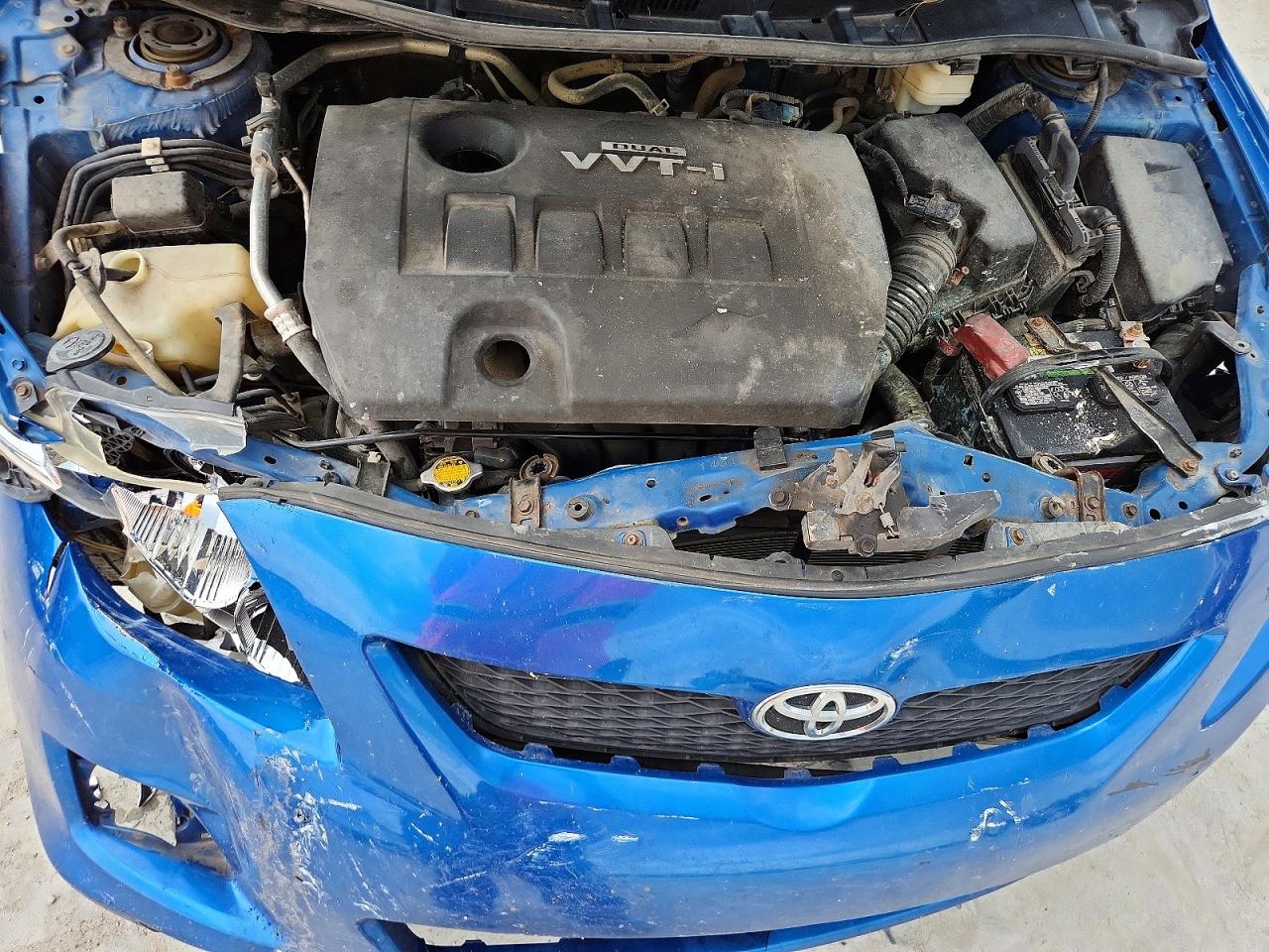2010 Toyota Corolla Le Blue vin: 1NXBU4EE9AZ315572