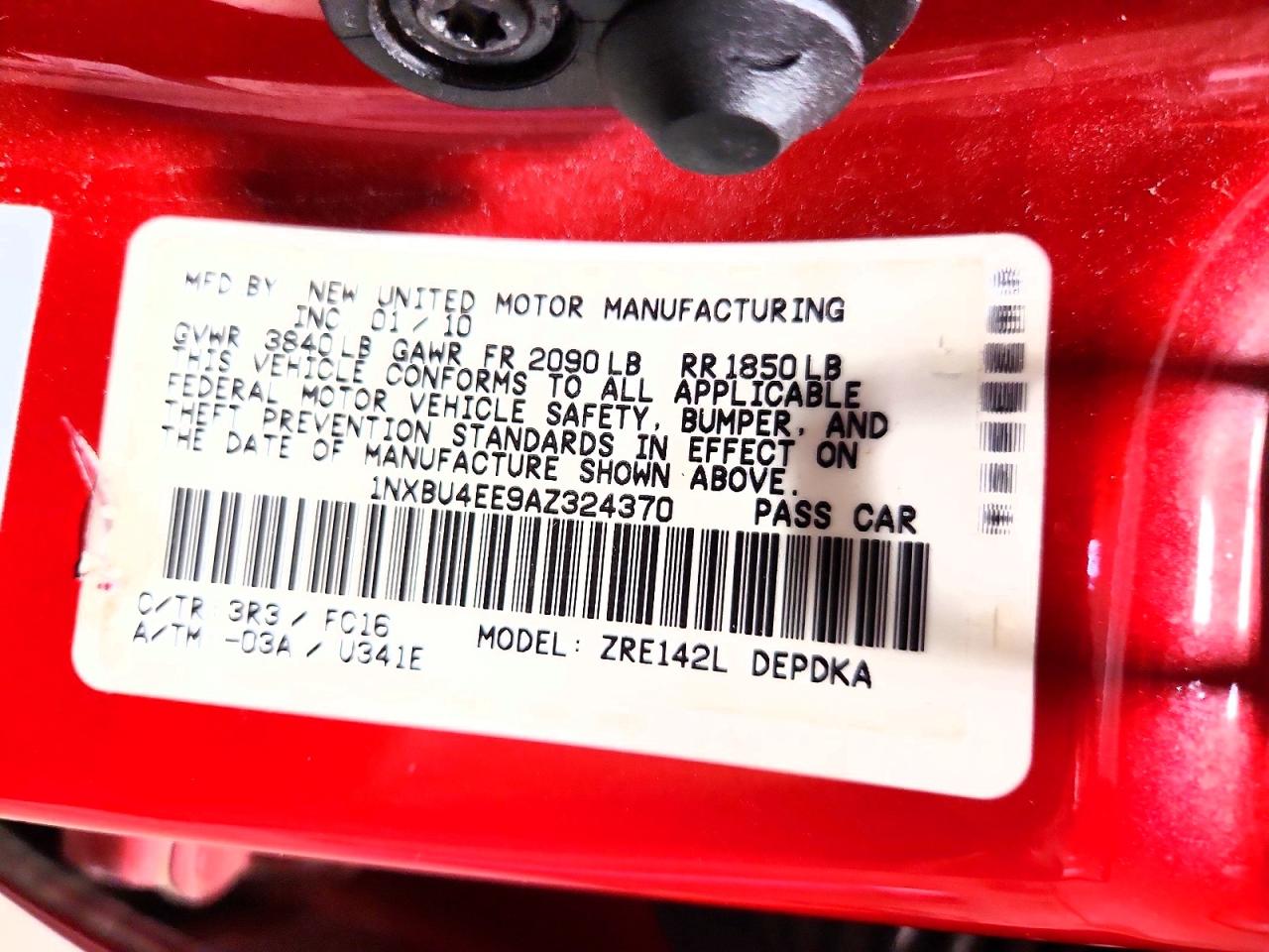 2010 Toyota Corolla Le Red vin: 1NXBU4EE9AZ324370