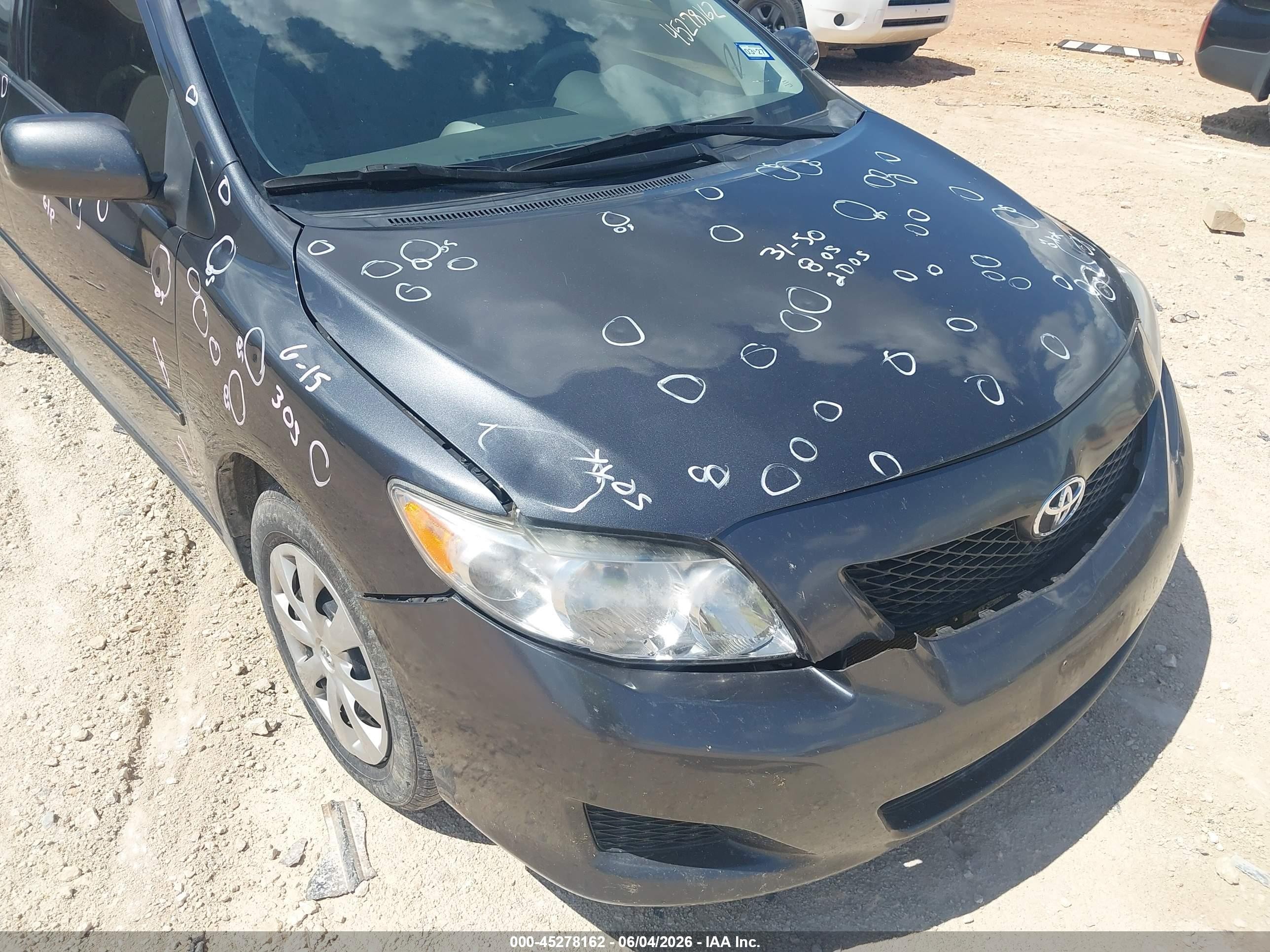 2010 Toyota Corolla Le Gray vin: 1NXBU4EE9AZ360267