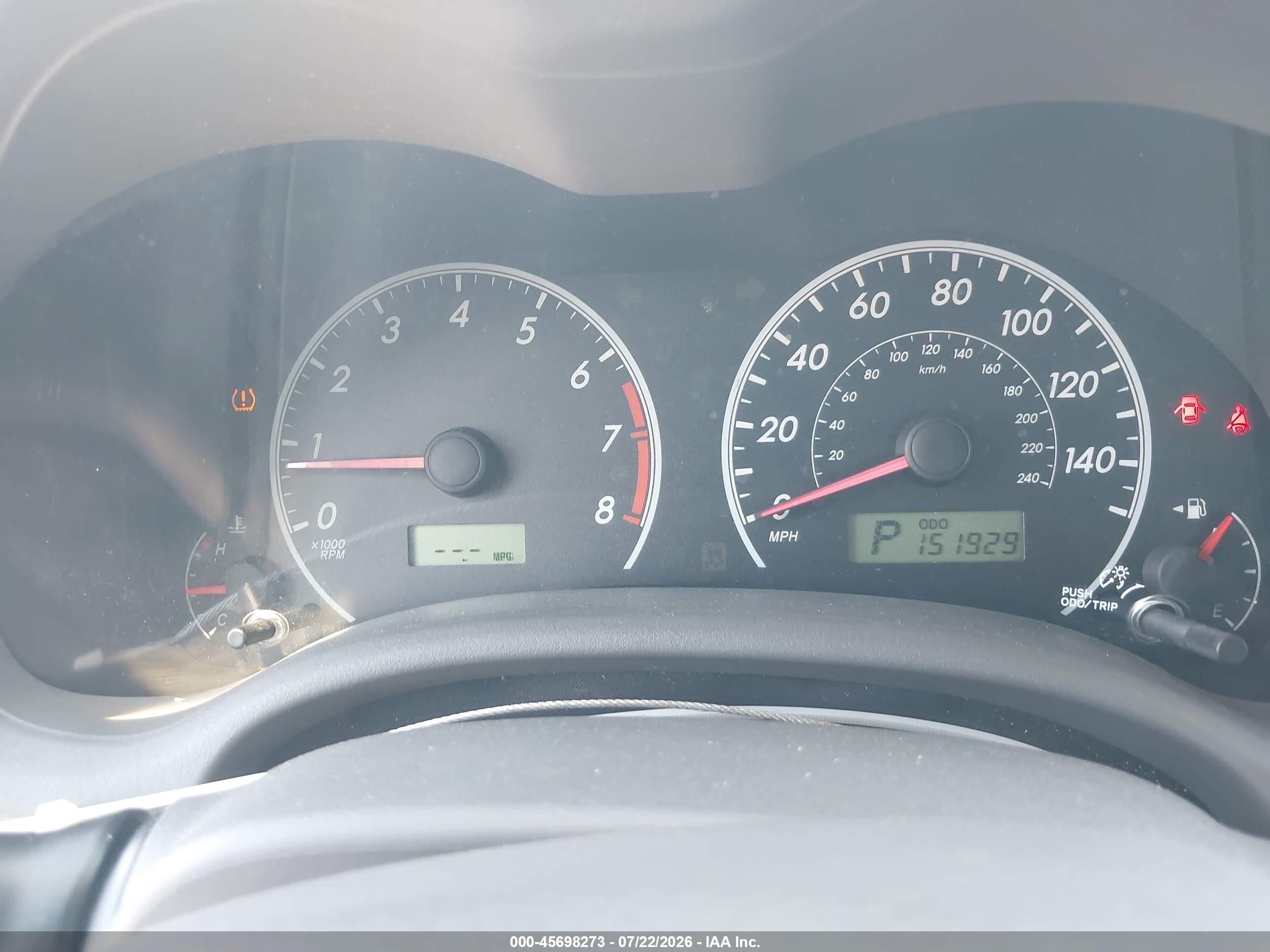 2010 Toyota Corolla Le Silver vin: 1NXBU4EEXAZ166315