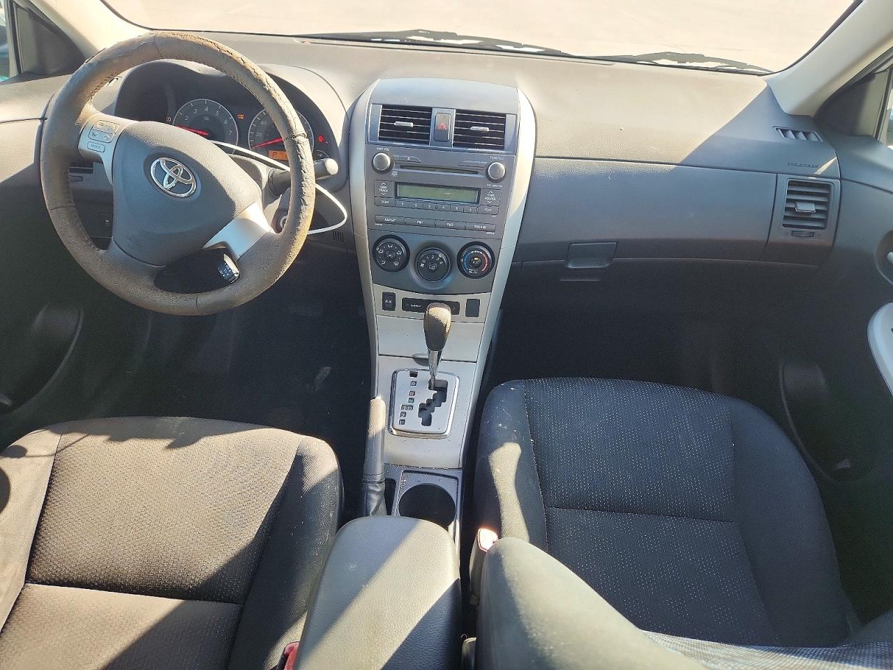 2010 Toyota Corolla S Silver vin: 1NXBU4EEXAZ170624