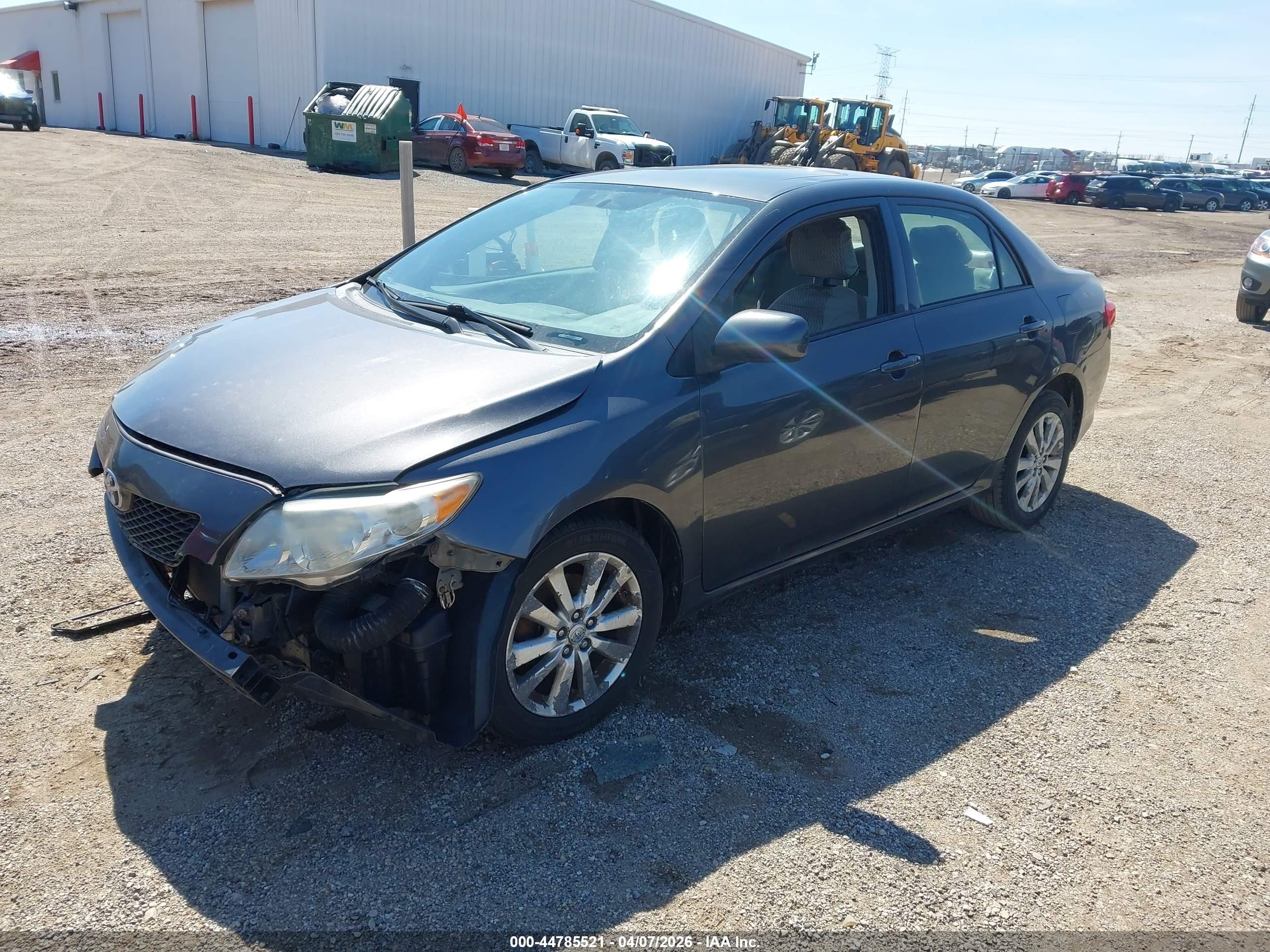 2010 Toyota Corolla Le Gray vin: 1NXBU4EEXAZ175175