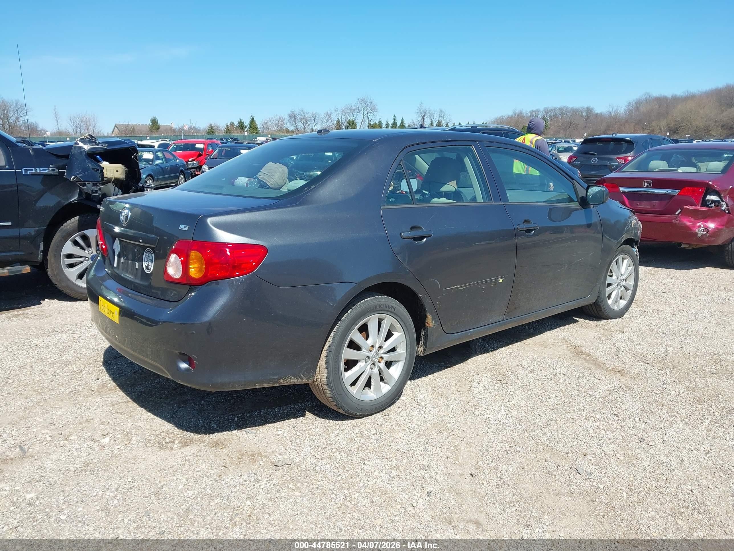 2010 Toyota Corolla Le Gray vin: 1NXBU4EEXAZ175175