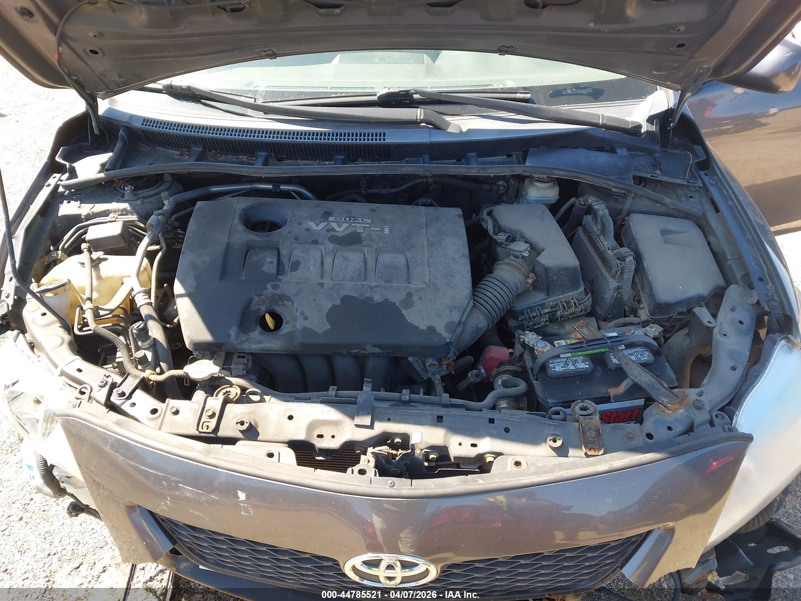 2010 Toyota Corolla Le Gray vin: 1NXBU4EEXAZ175175