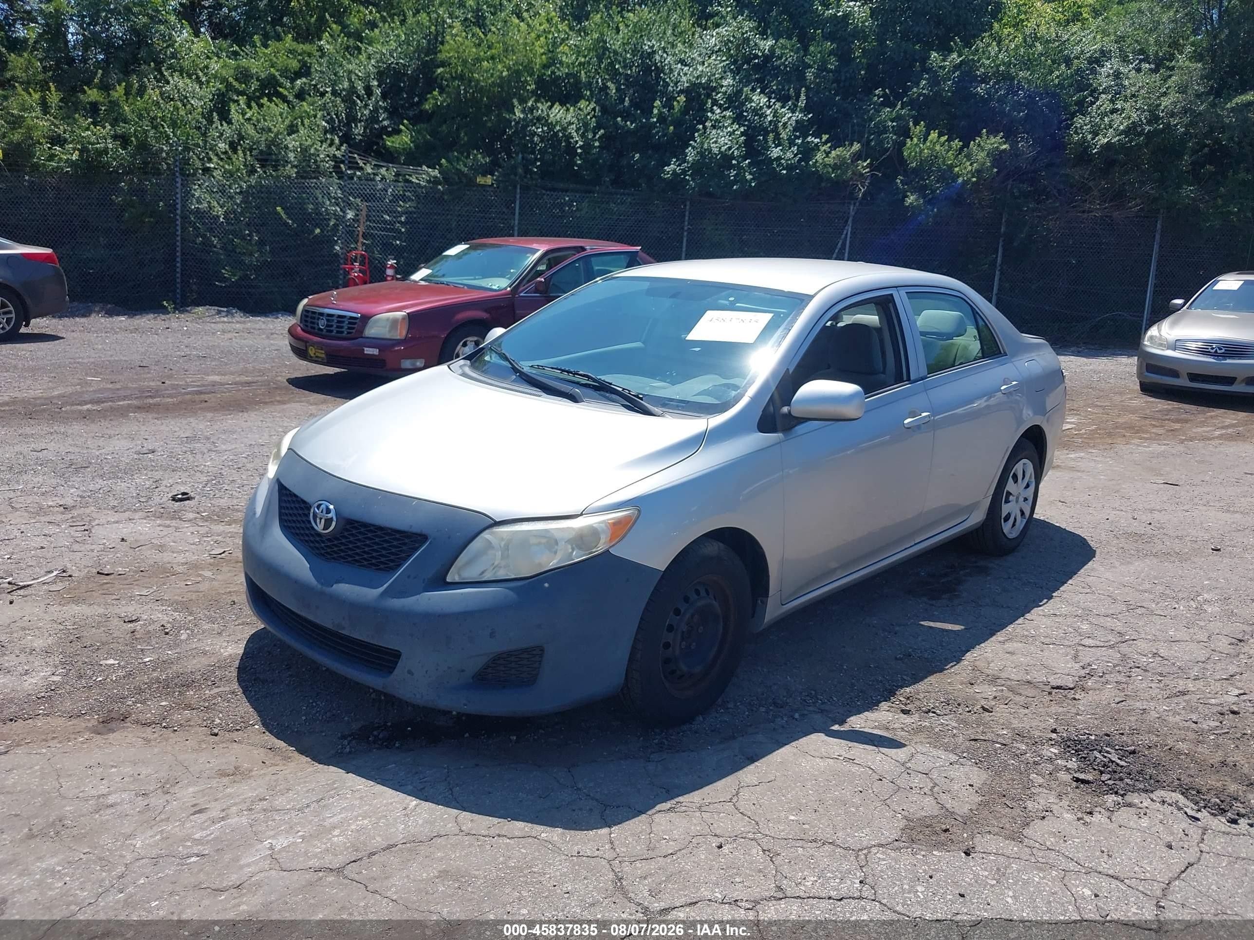 2010 Toyota Corolla Le Серебряный vin: 1NXBU4EEXAZ176567