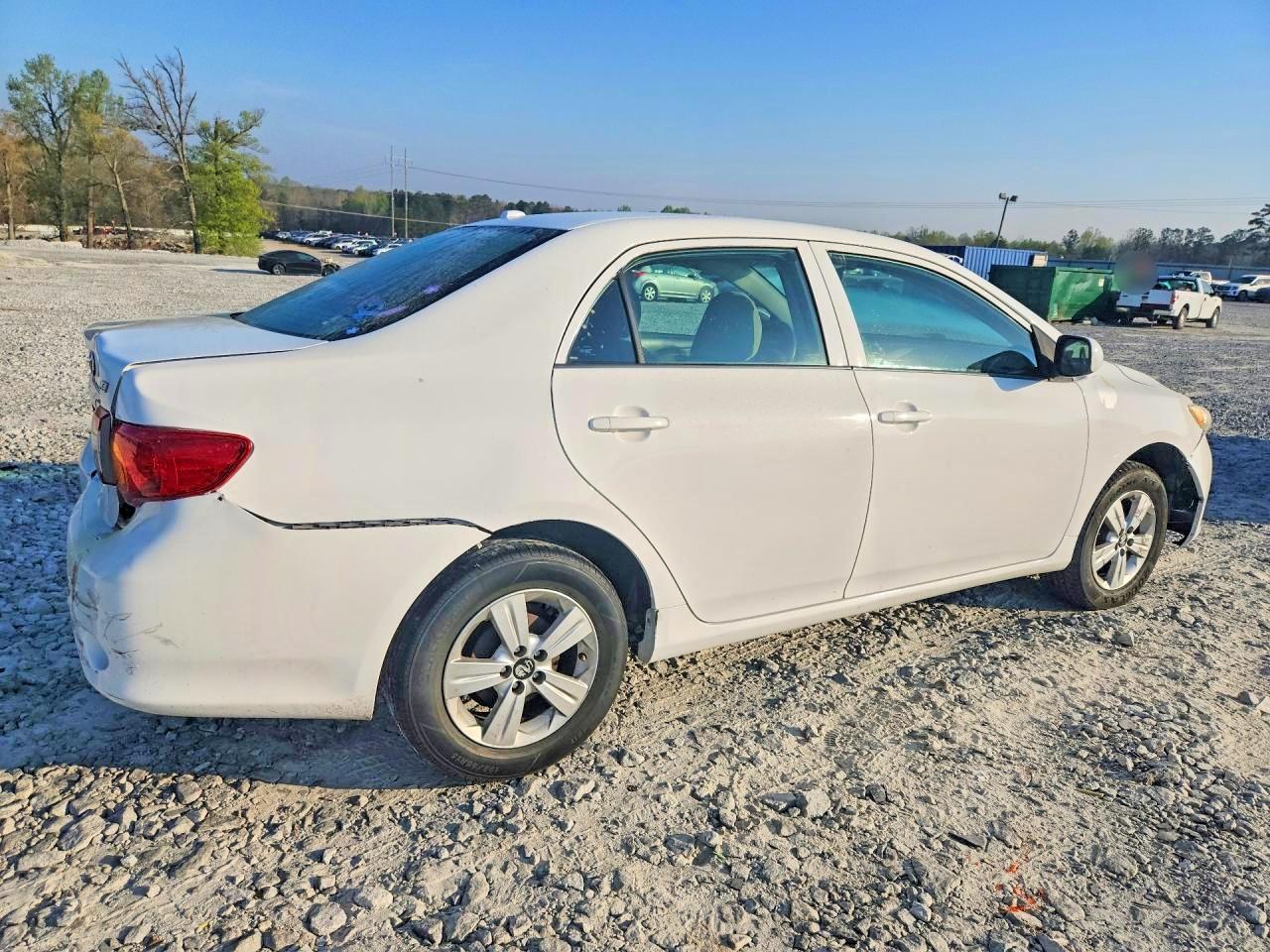 2010 Toyota Corolla Le White vin: 1NXBU4EEXAZ176763