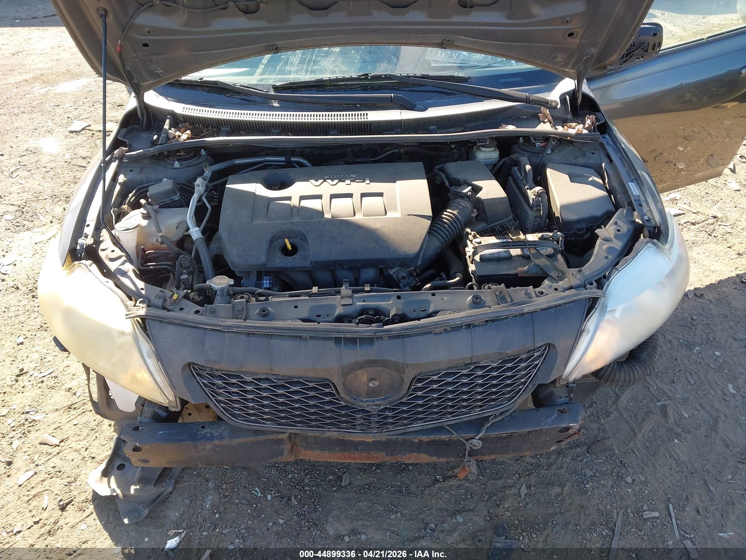 2010 Toyota Corolla   Gray vin: 1NXBU4EEXAZ183910