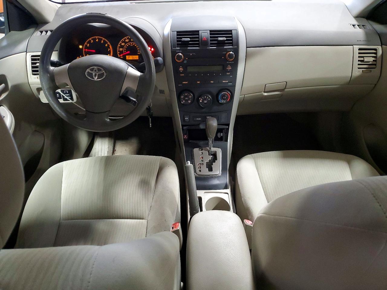 2010 Toyota Corolla Le Красный vin: 1NXBU4EEXAZ188315