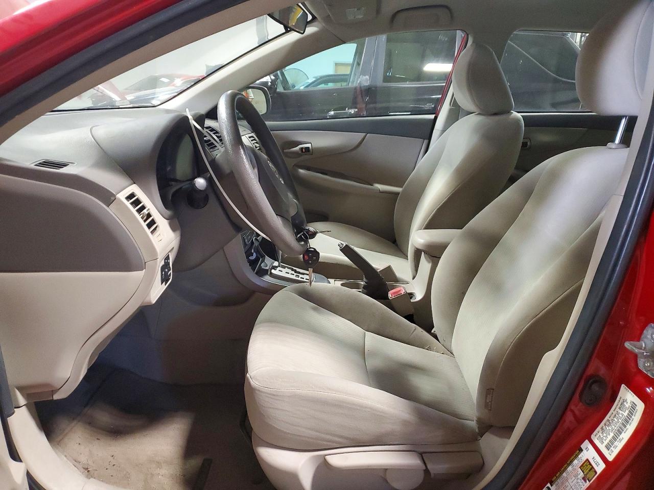 2010 Toyota Corolla Le Красный vin: 1NXBU4EEXAZ188315