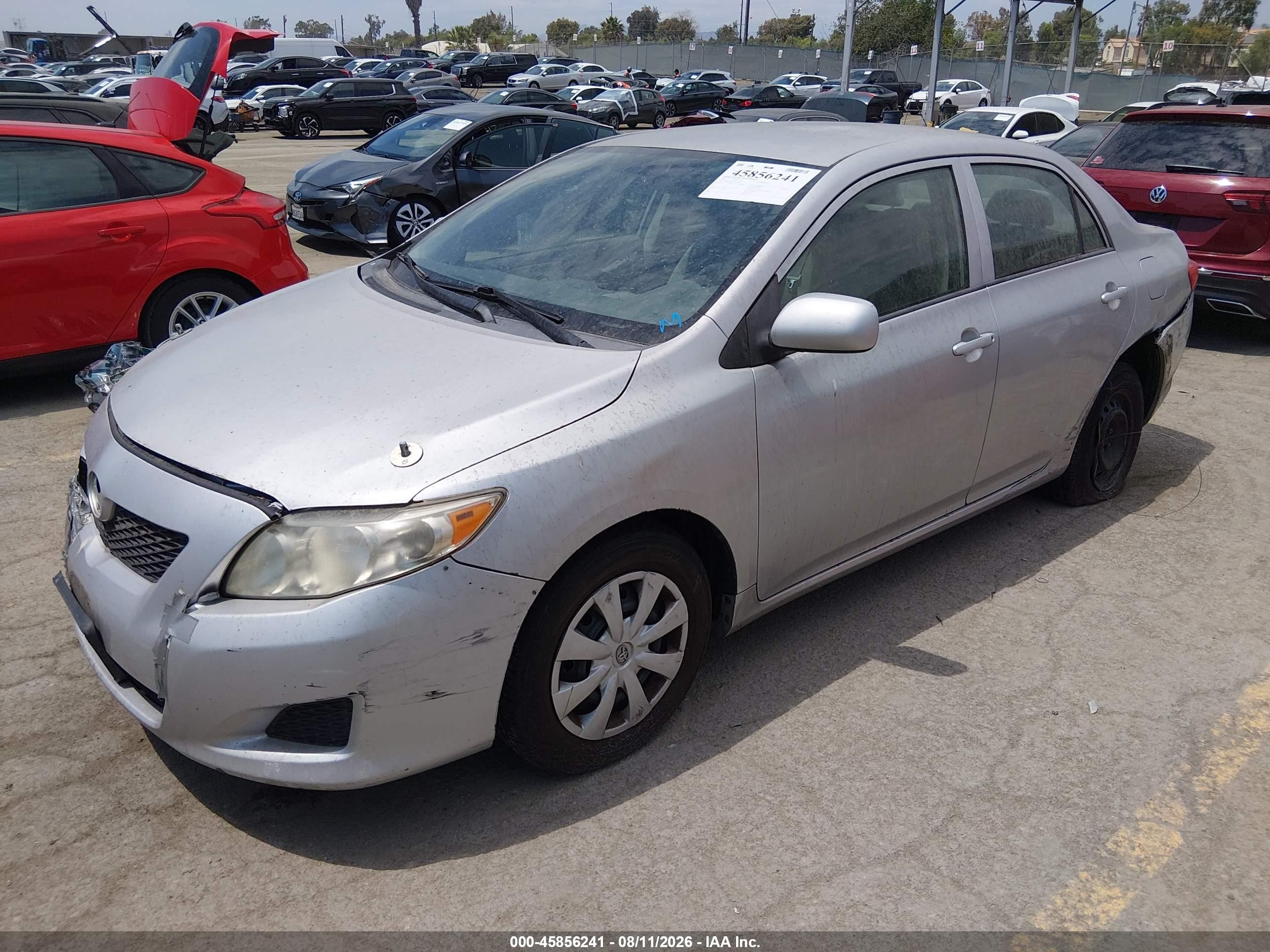 2010 Toyota Corolla Le White vin: 1NXBU4EEXAZ190274
