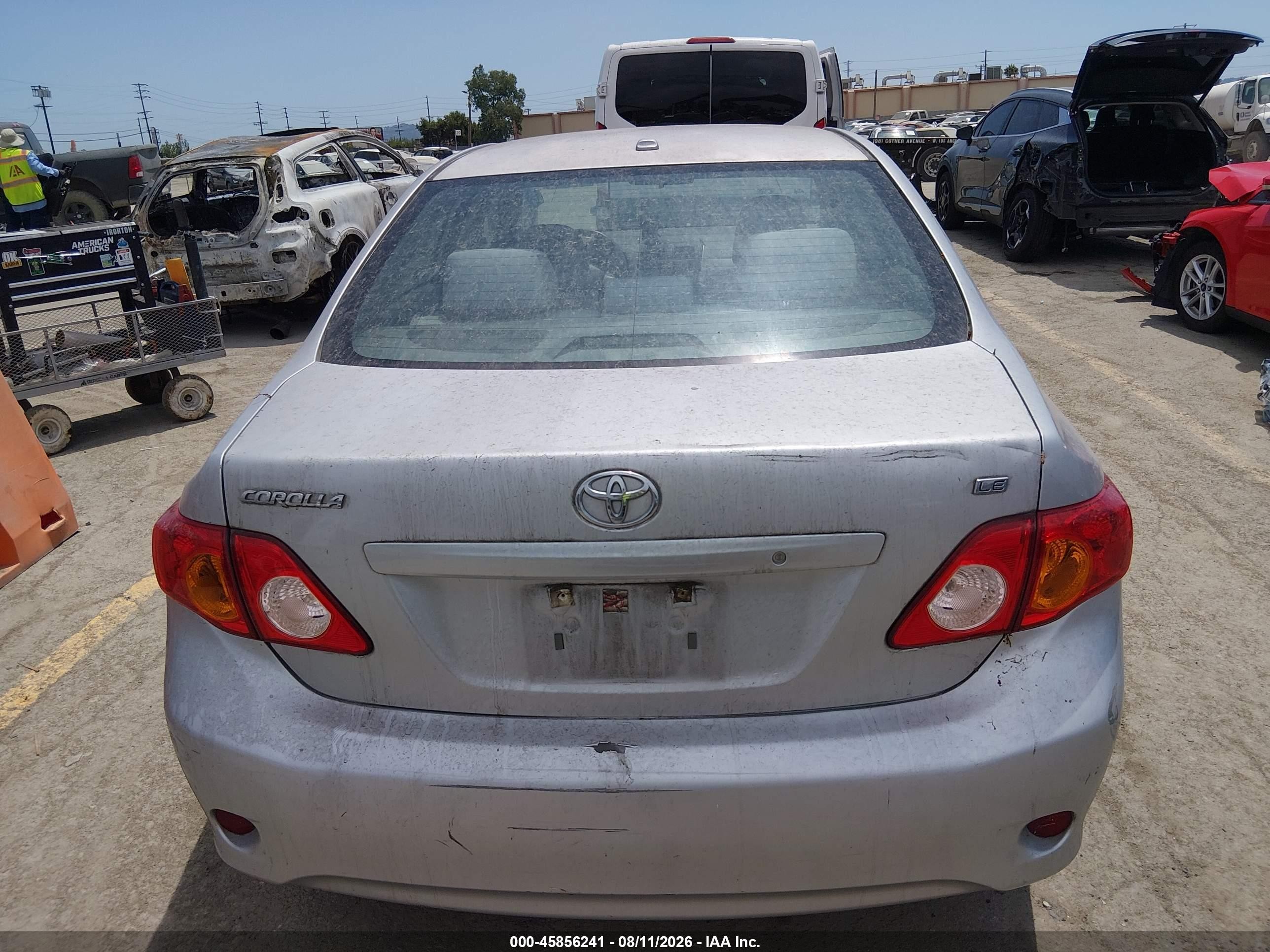 2010 Toyota Corolla Le White vin: 1NXBU4EEXAZ190274