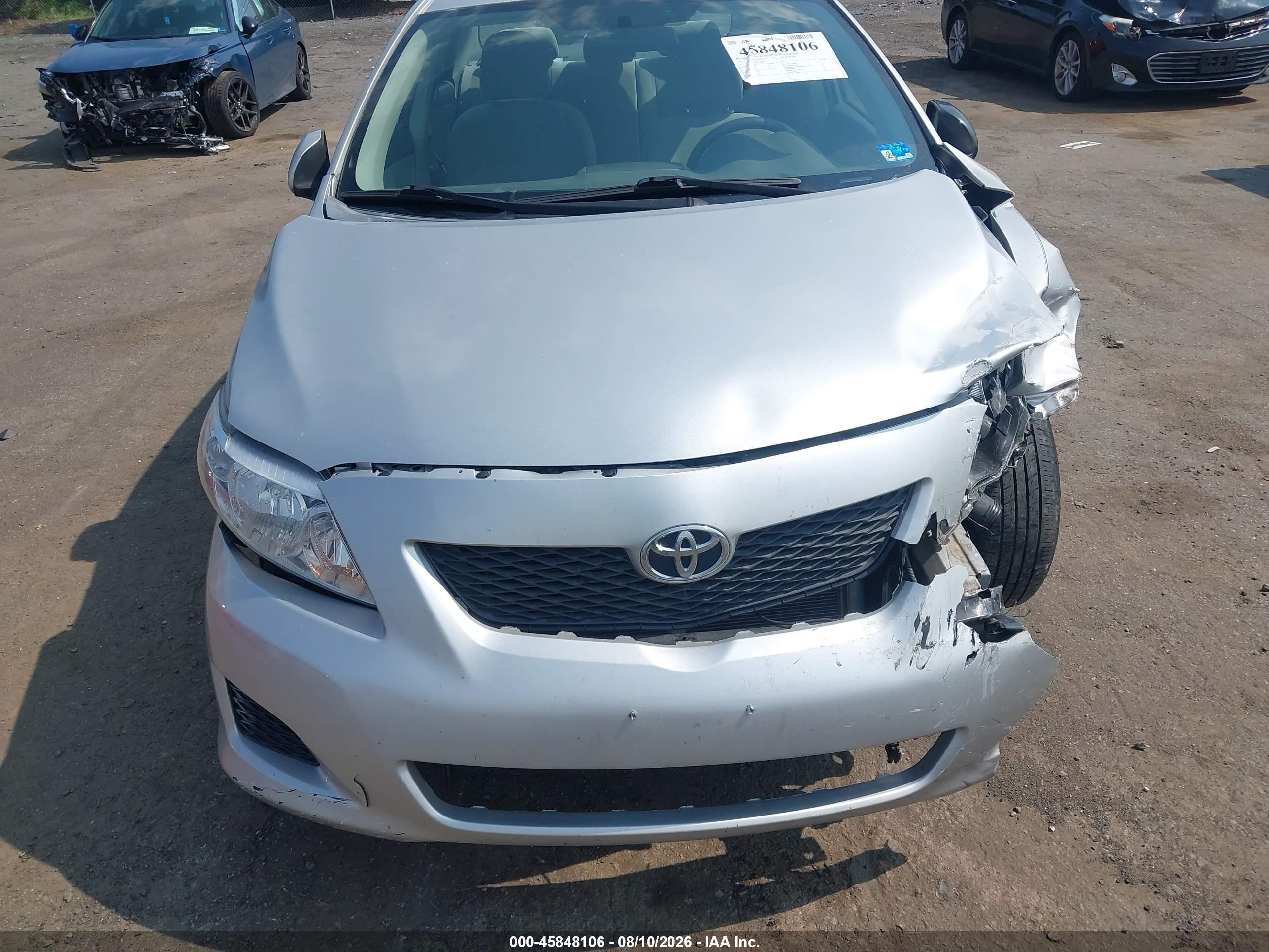 2010 Toyota Corolla S/le/xle Silver vin: 1NXBU4EEXAZ204447