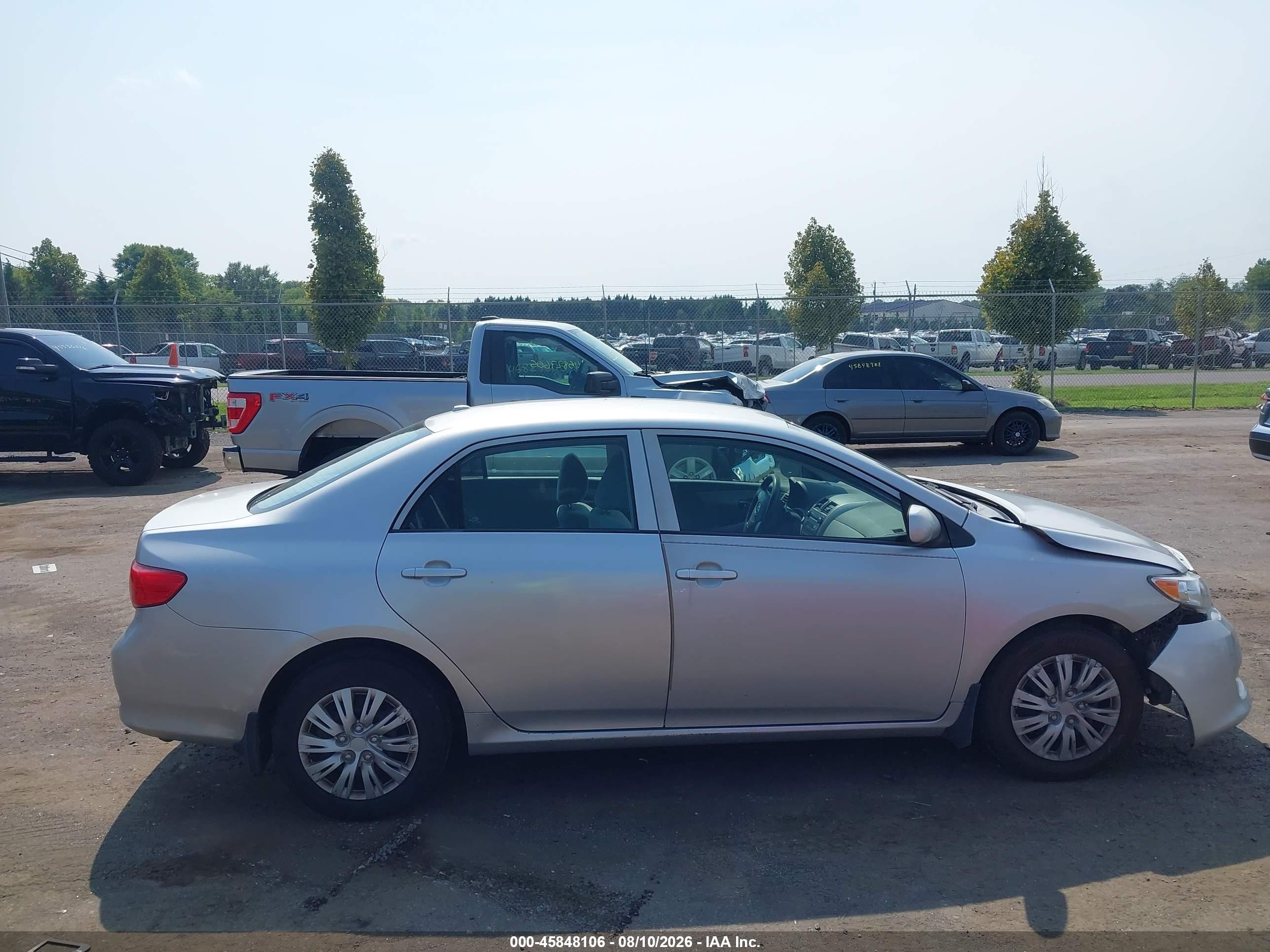 2010 Toyota Corolla S/le/xle Silver vin: 1NXBU4EEXAZ204447
