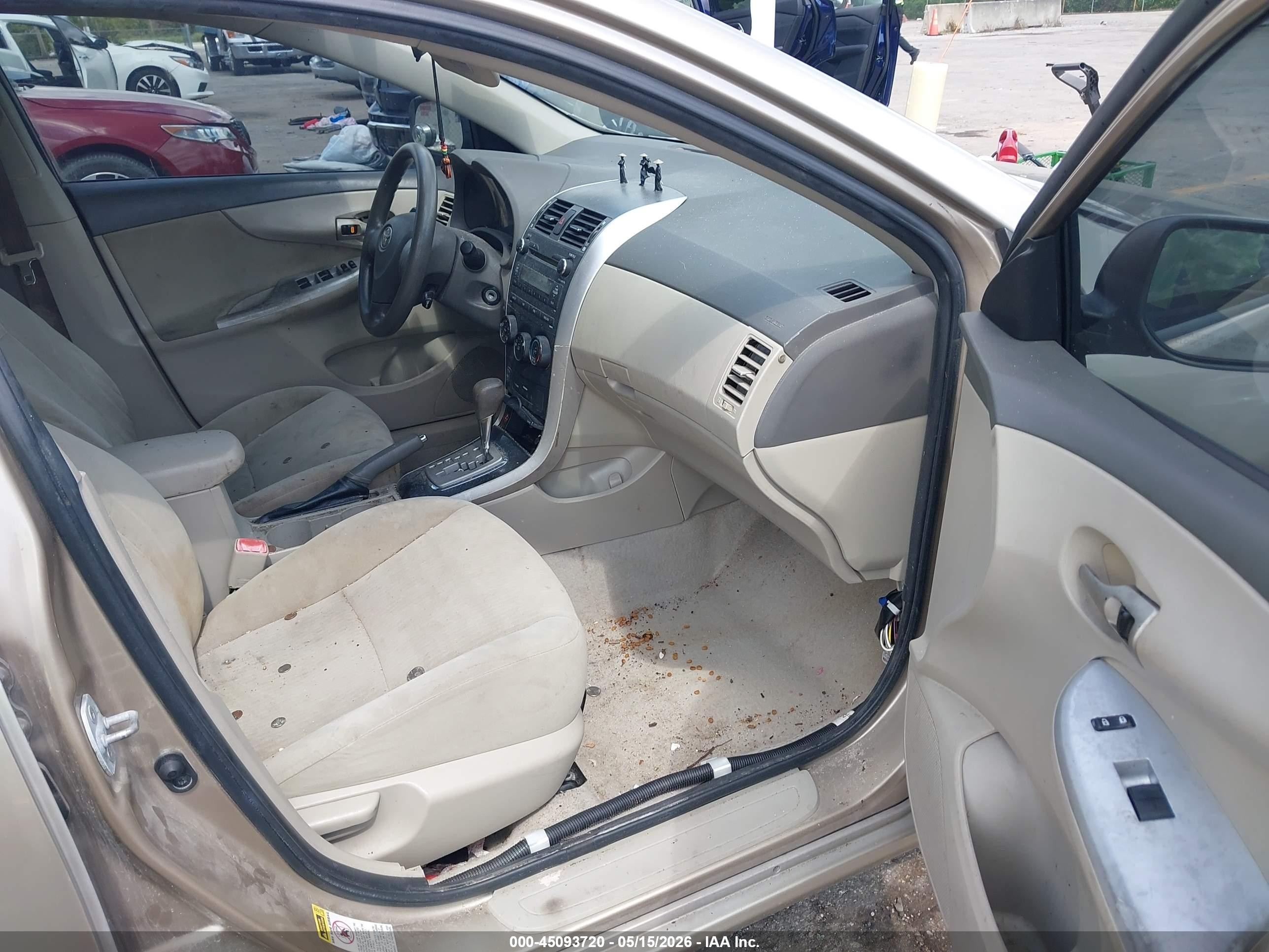 2010 Toyota Corolla Le Cream vin: 1NXBU4EEXAZ205548