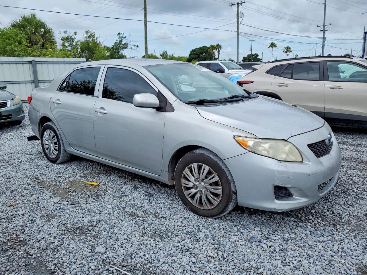 2010 Toyota Corolla Le Gray vin: 1NXBU4EEXAZ216064