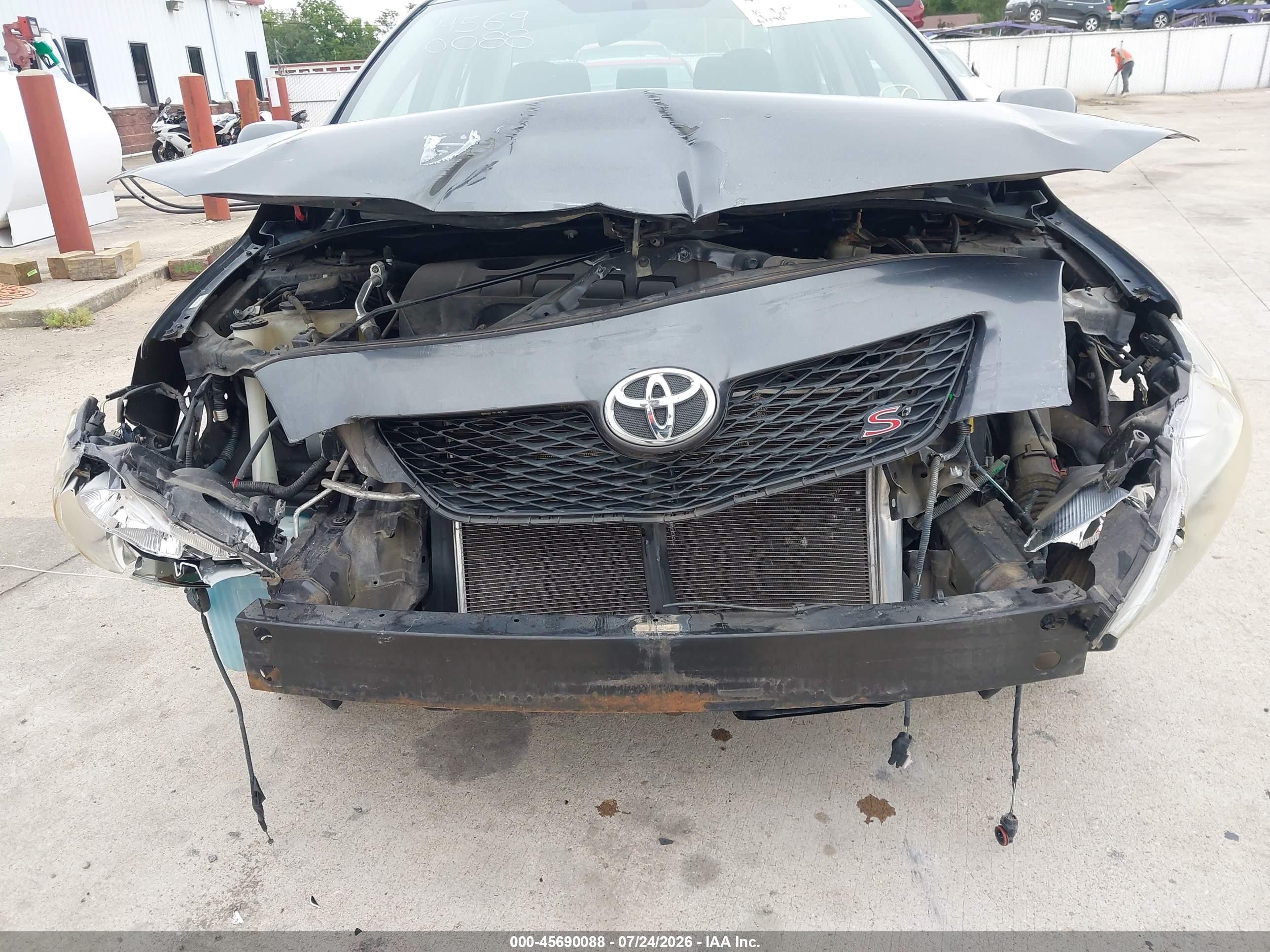 2010 Toyota Corolla S Beige vin: 1NXBU4EEXAZ234533