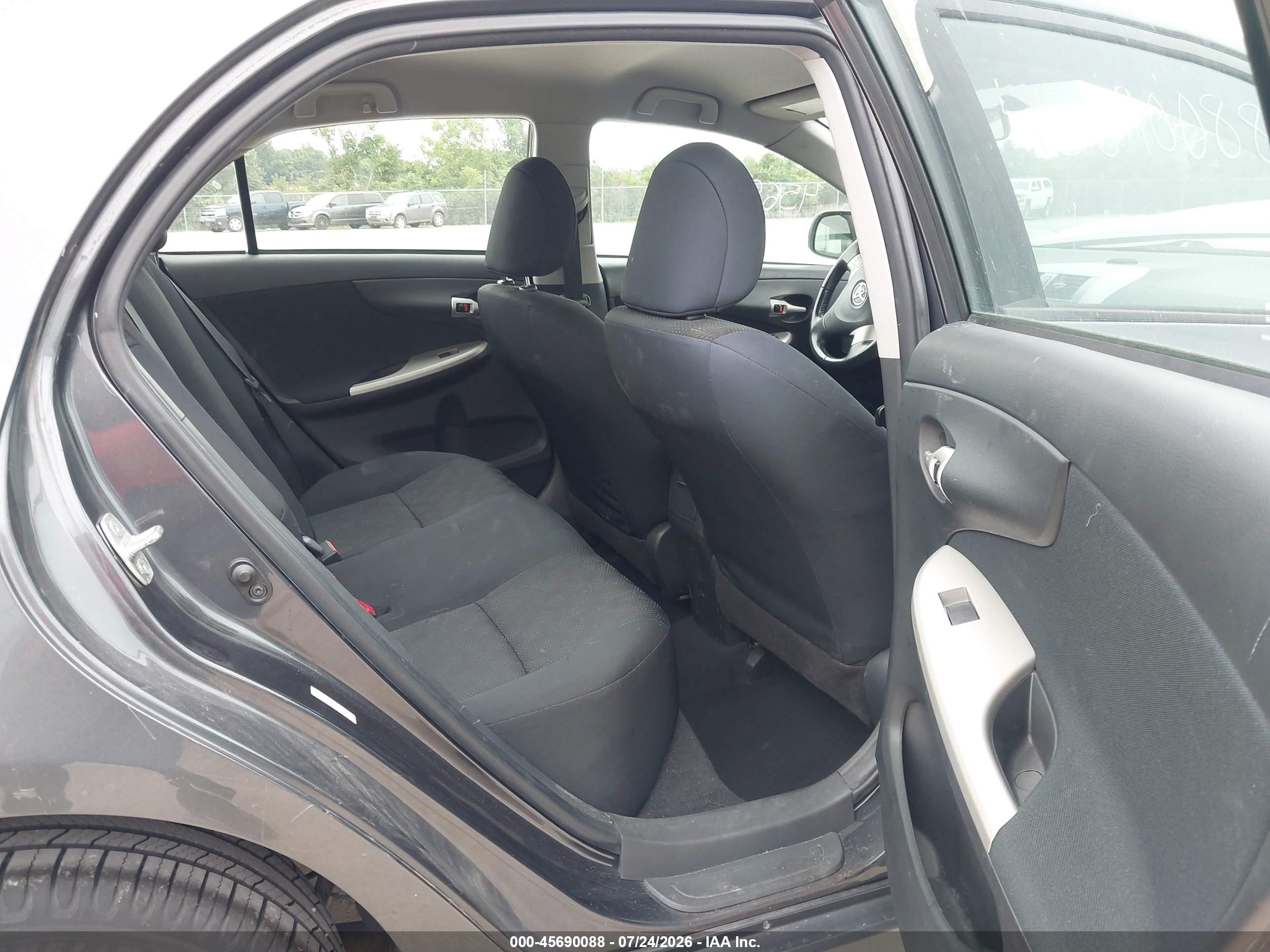 2010 Toyota Corolla S Beige vin: 1NXBU4EEXAZ234533