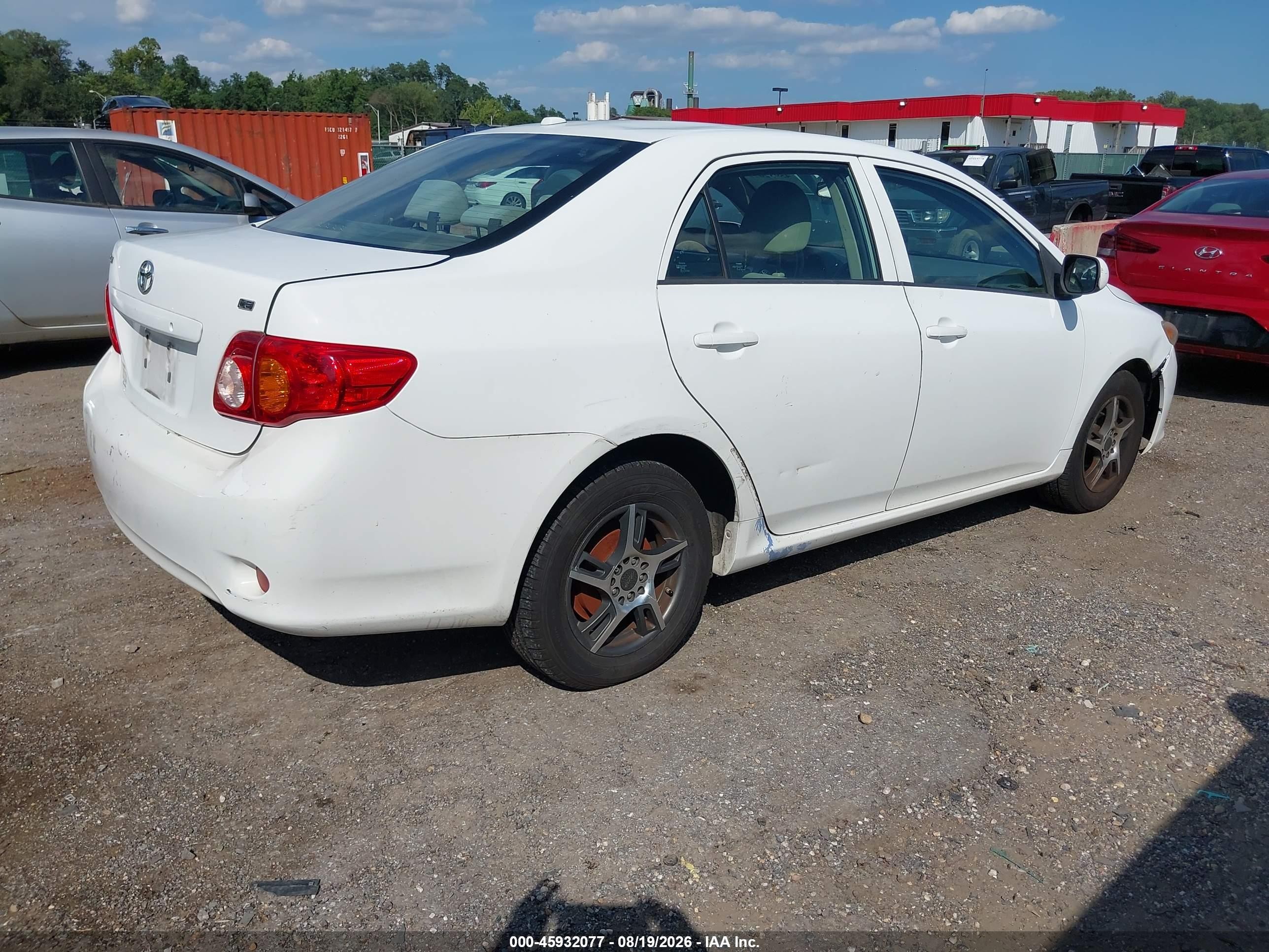 2010 Toyota Corolla Le Белый vin: 1NXBU4EEXAZ236993