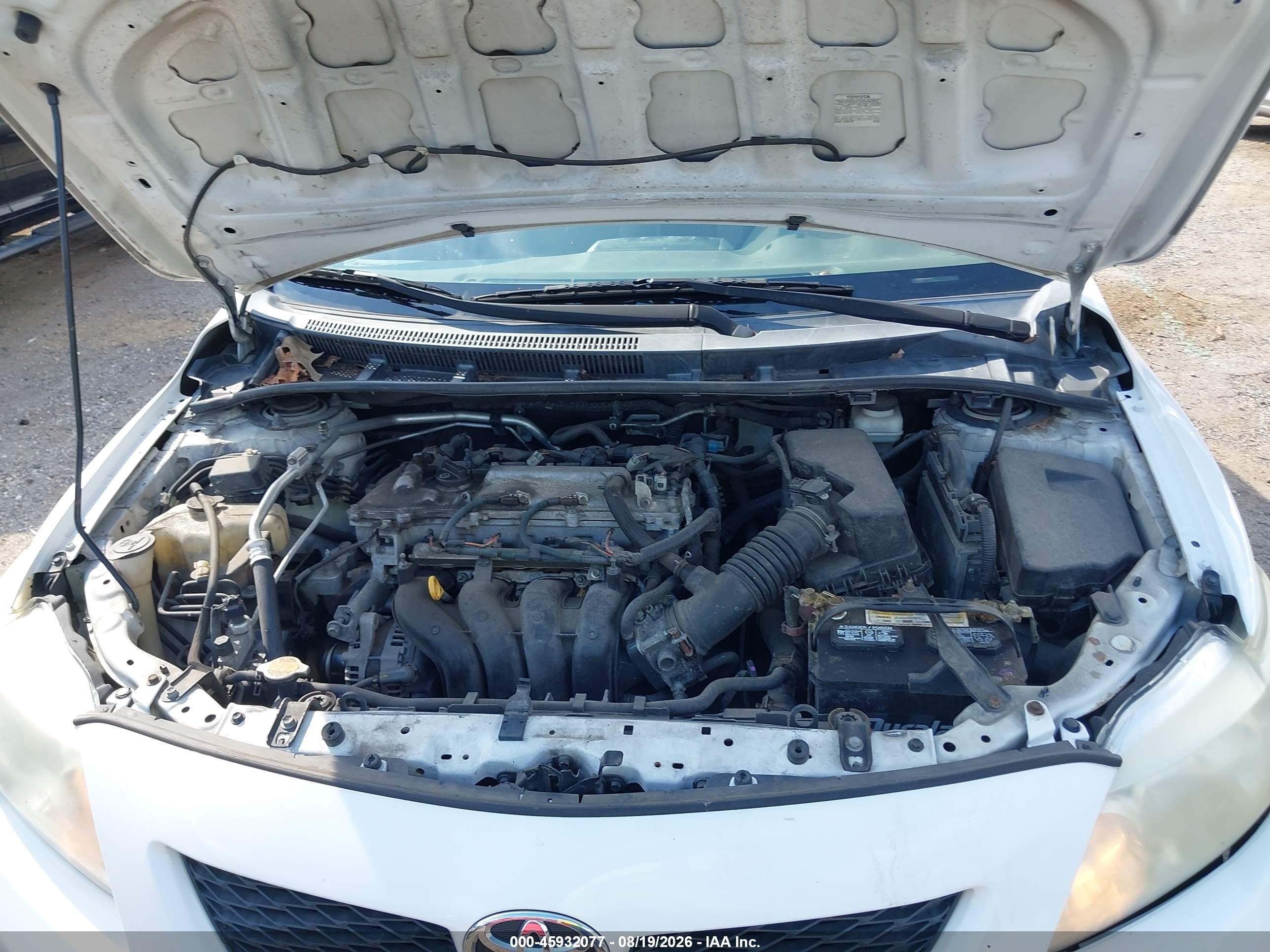 2010 Toyota Corolla Le Белый vin: 1NXBU4EEXAZ236993