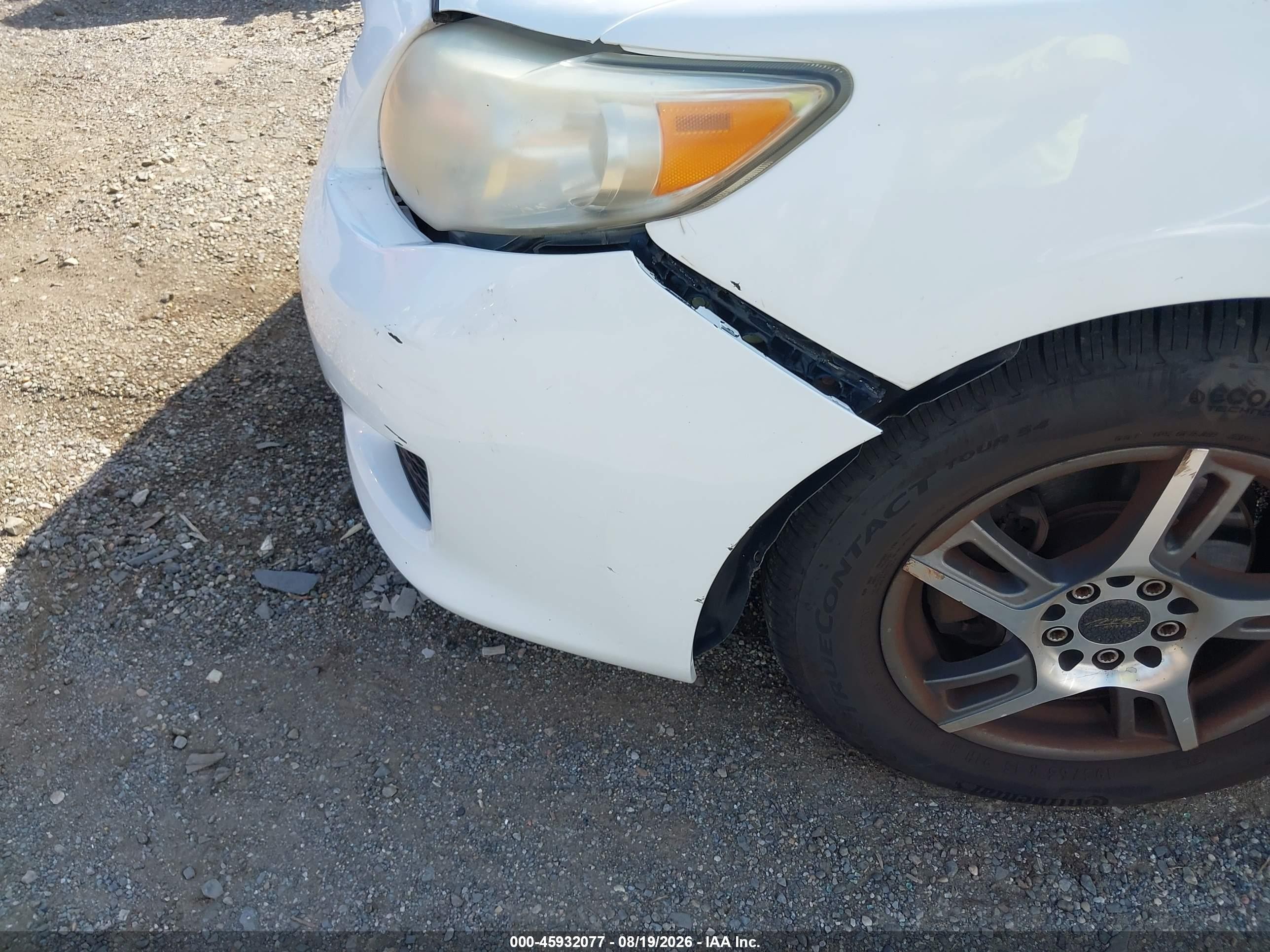 2010 Toyota Corolla Le Белый vin: 1NXBU4EEXAZ236993