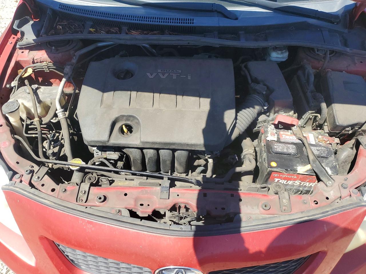 2010 Toyota Corolla Xle Red vin: 1NXBU4EEXAZ247833