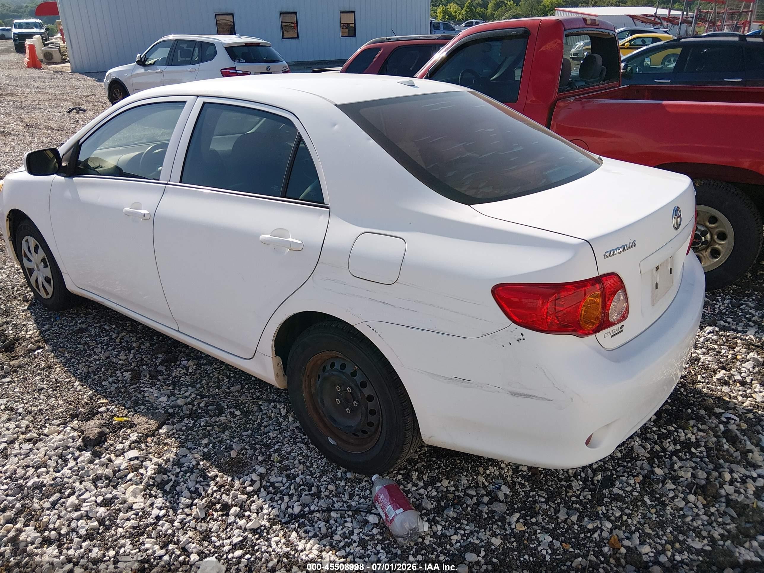 2010 Toyota Corolla Le White vin: 1NXBU4EEXAZ249078