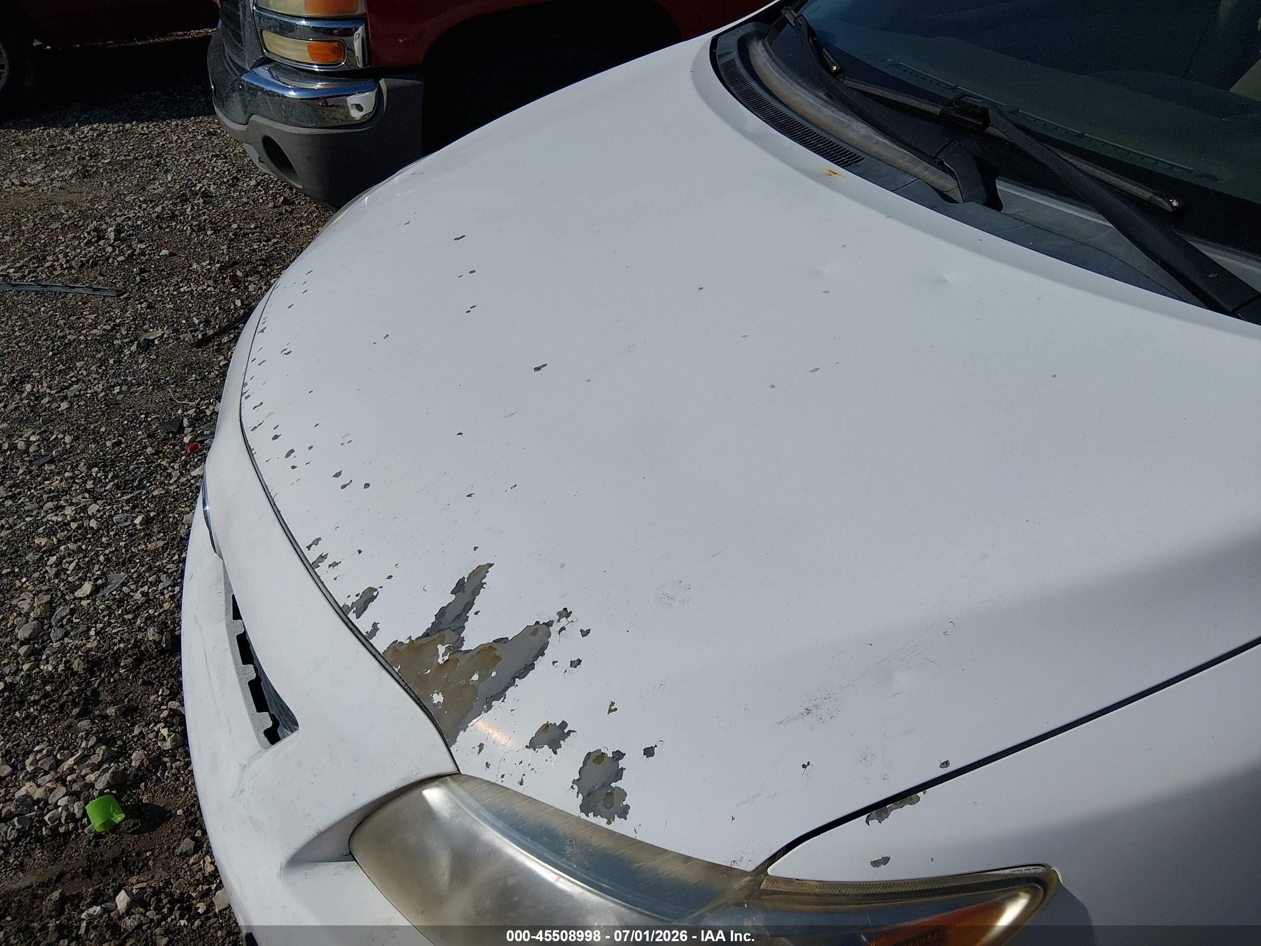 2010 Toyota Corolla Le White vin: 1NXBU4EEXAZ249078