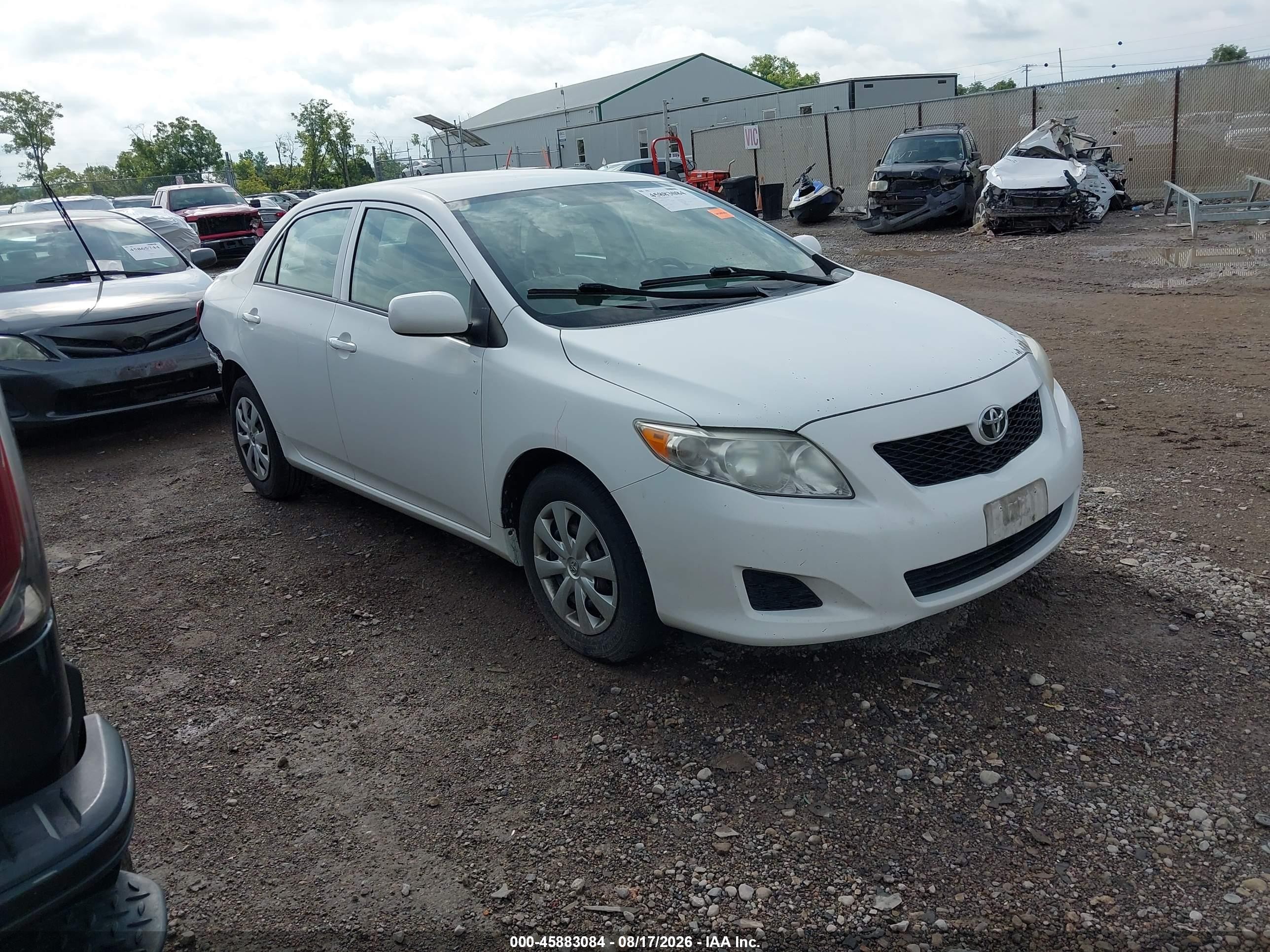 2010 Toyota Corolla Le White vin: 1NXBU4EEXAZ253955