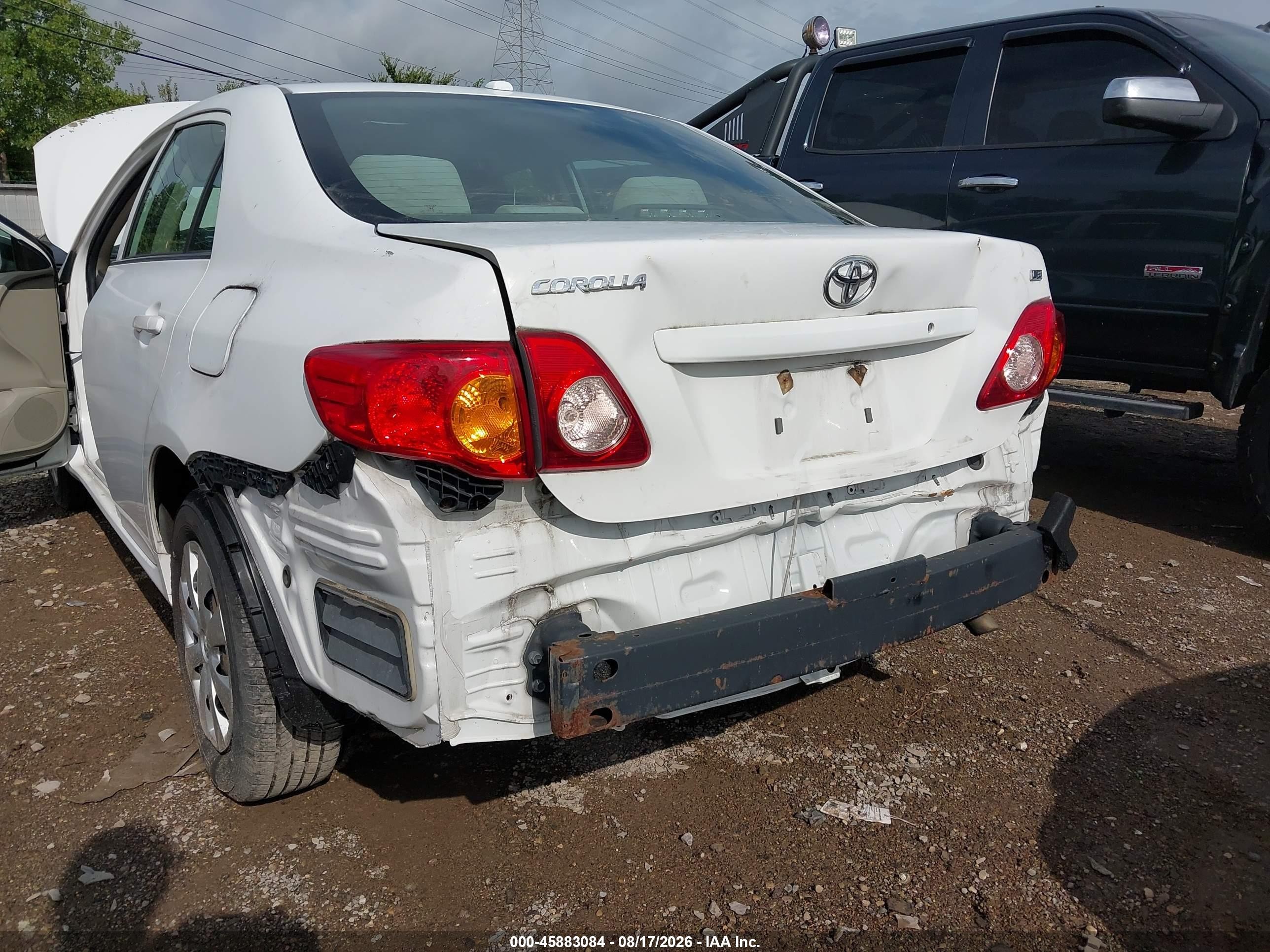 2010 Toyota Corolla Le White vin: 1NXBU4EEXAZ253955