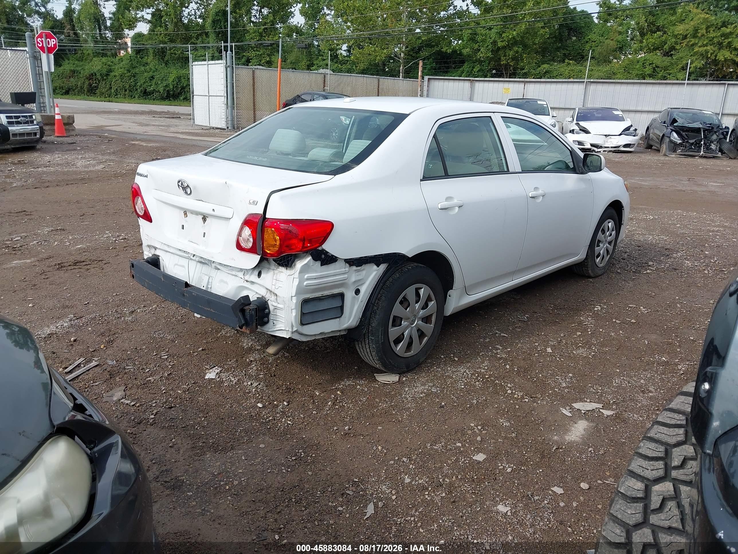 2010 Toyota Corolla Le White vin: 1NXBU4EEXAZ253955
