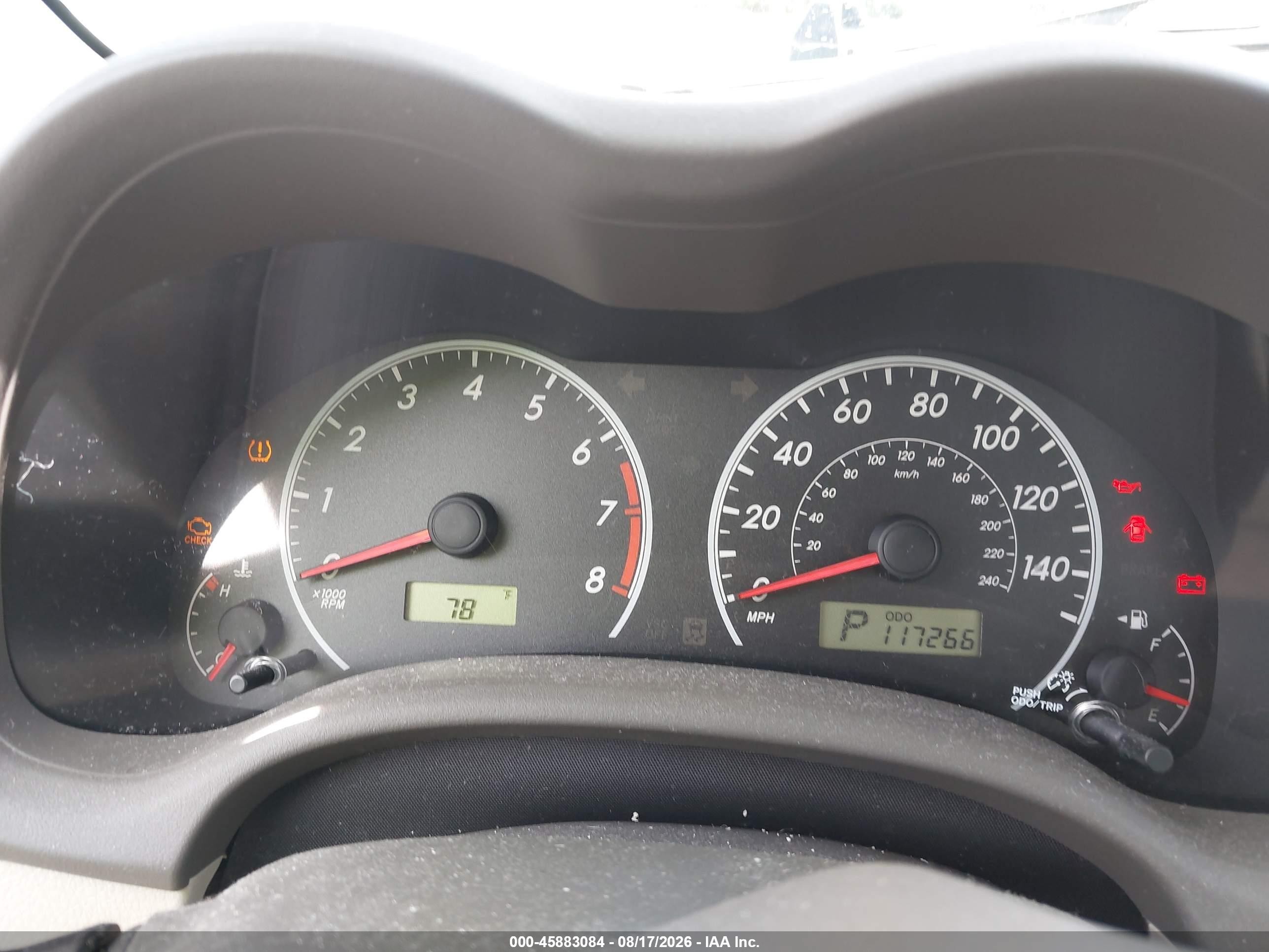 2010 Toyota Corolla Le White vin: 1NXBU4EEXAZ253955