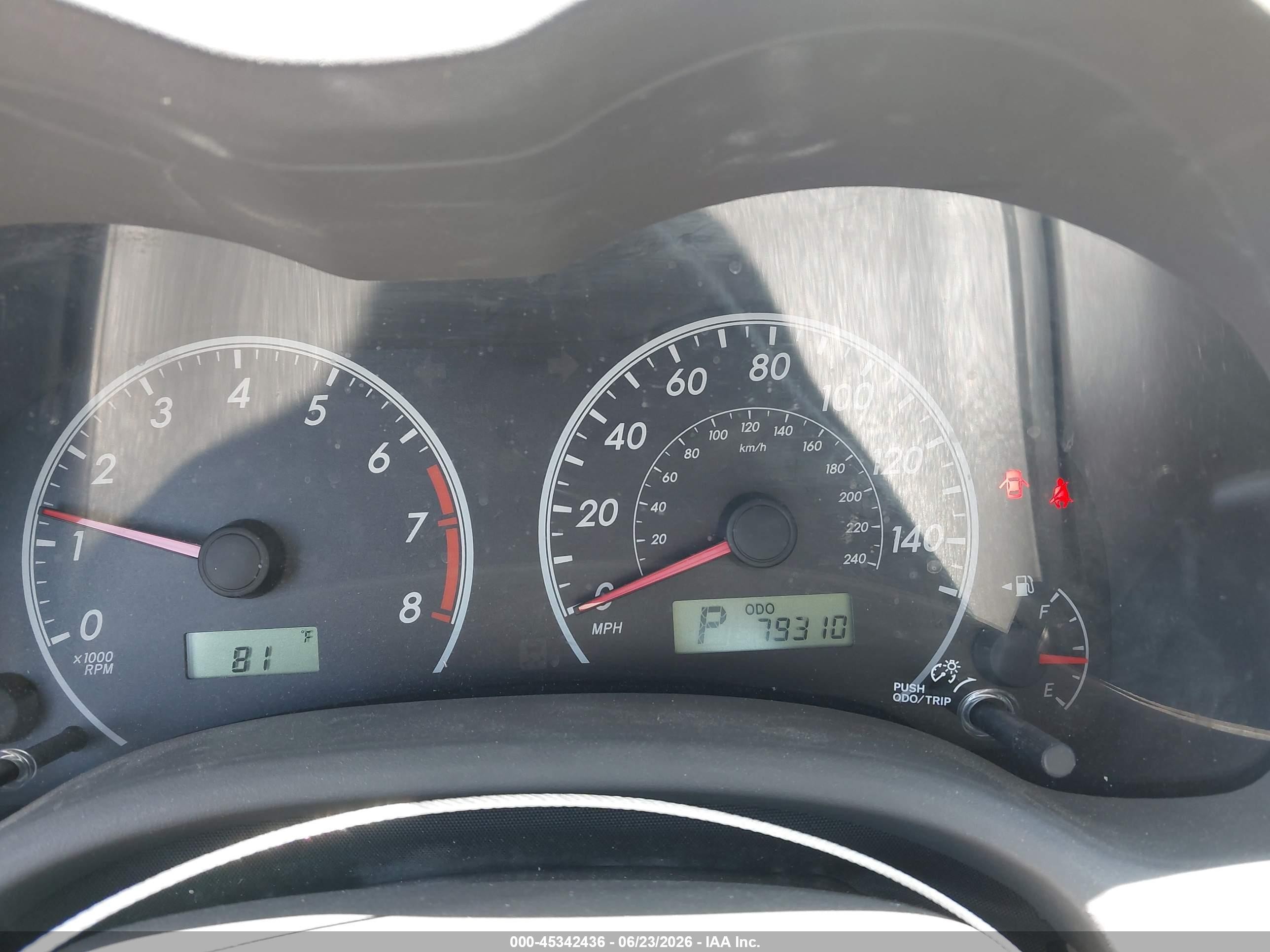 2010 Toyota Corolla Le Gray vin: 1NXBU4EEXAZ256399
