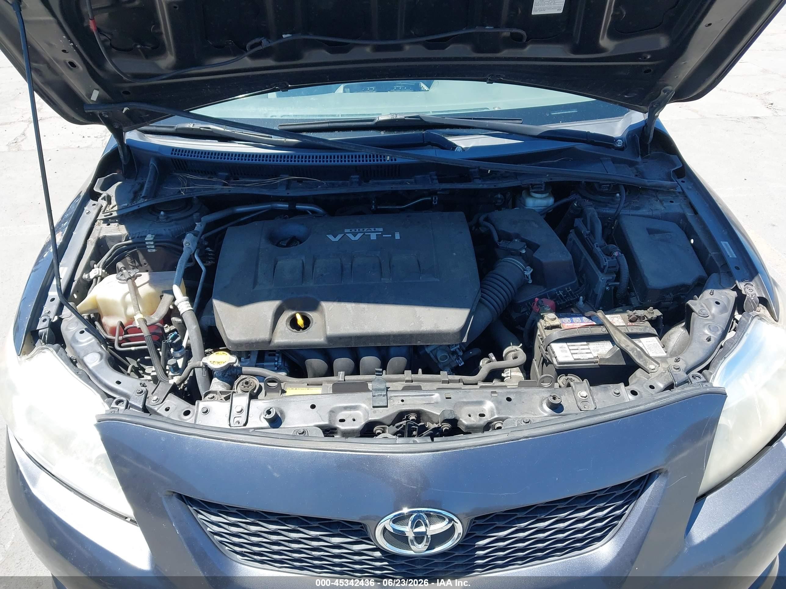 2010 Toyota Corolla Le Gray vin: 1NXBU4EEXAZ256399