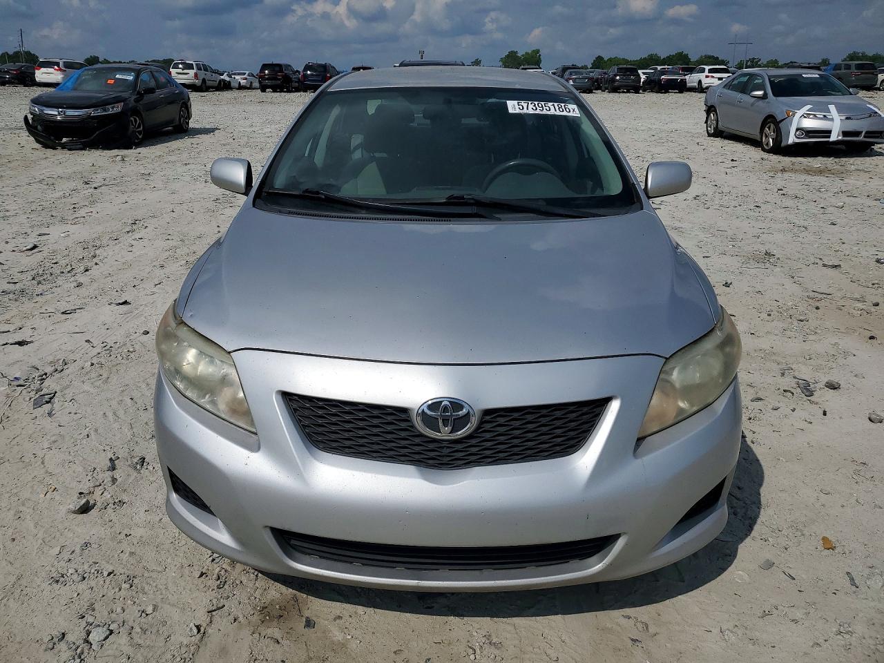 2010 Toyota Corolla Le Silver vin: 1NXBU4EEXAZ275969