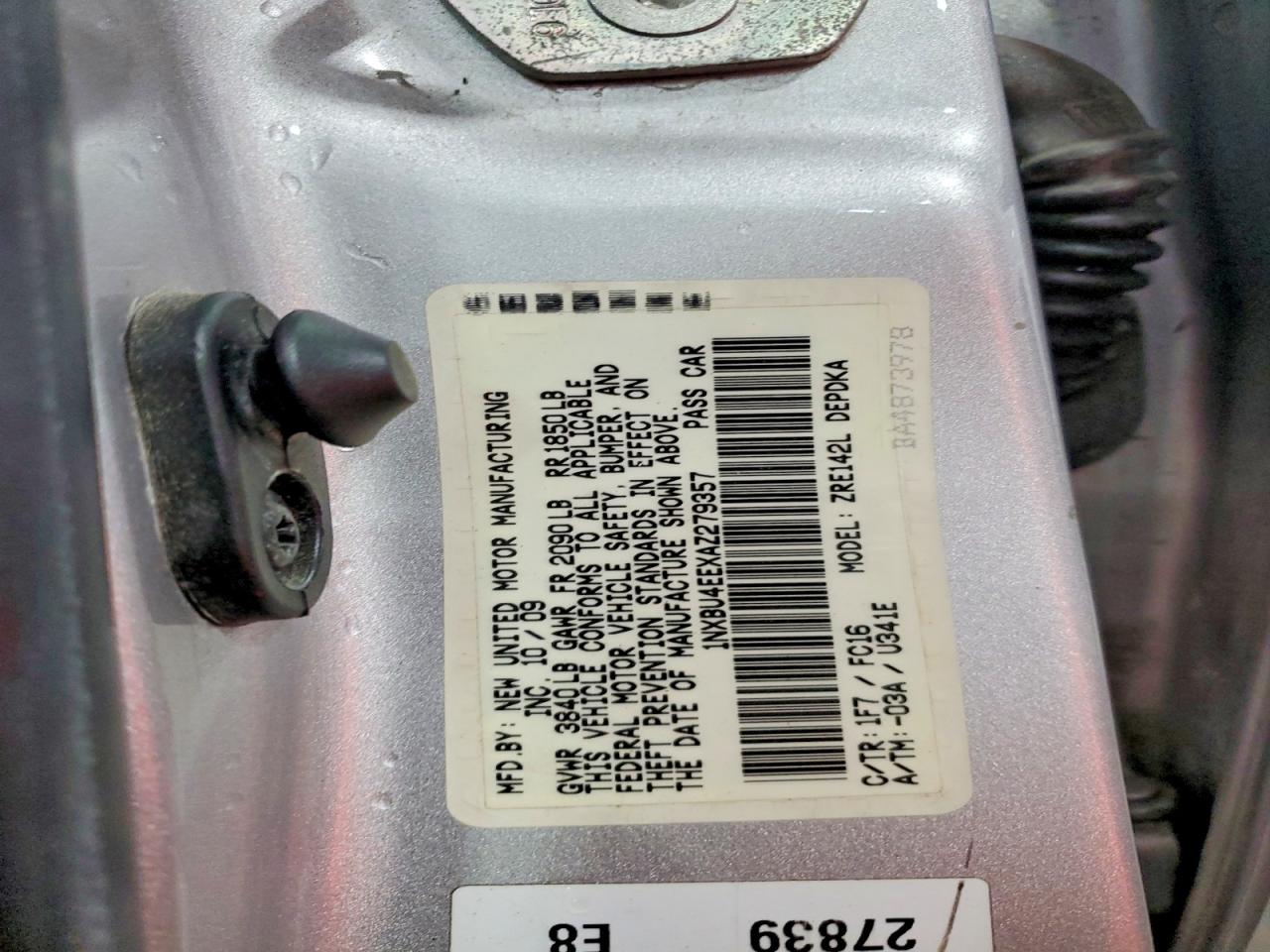 2010 Toyota Corolla Le Silver vin: 1NXBU4EEXAZ279357
