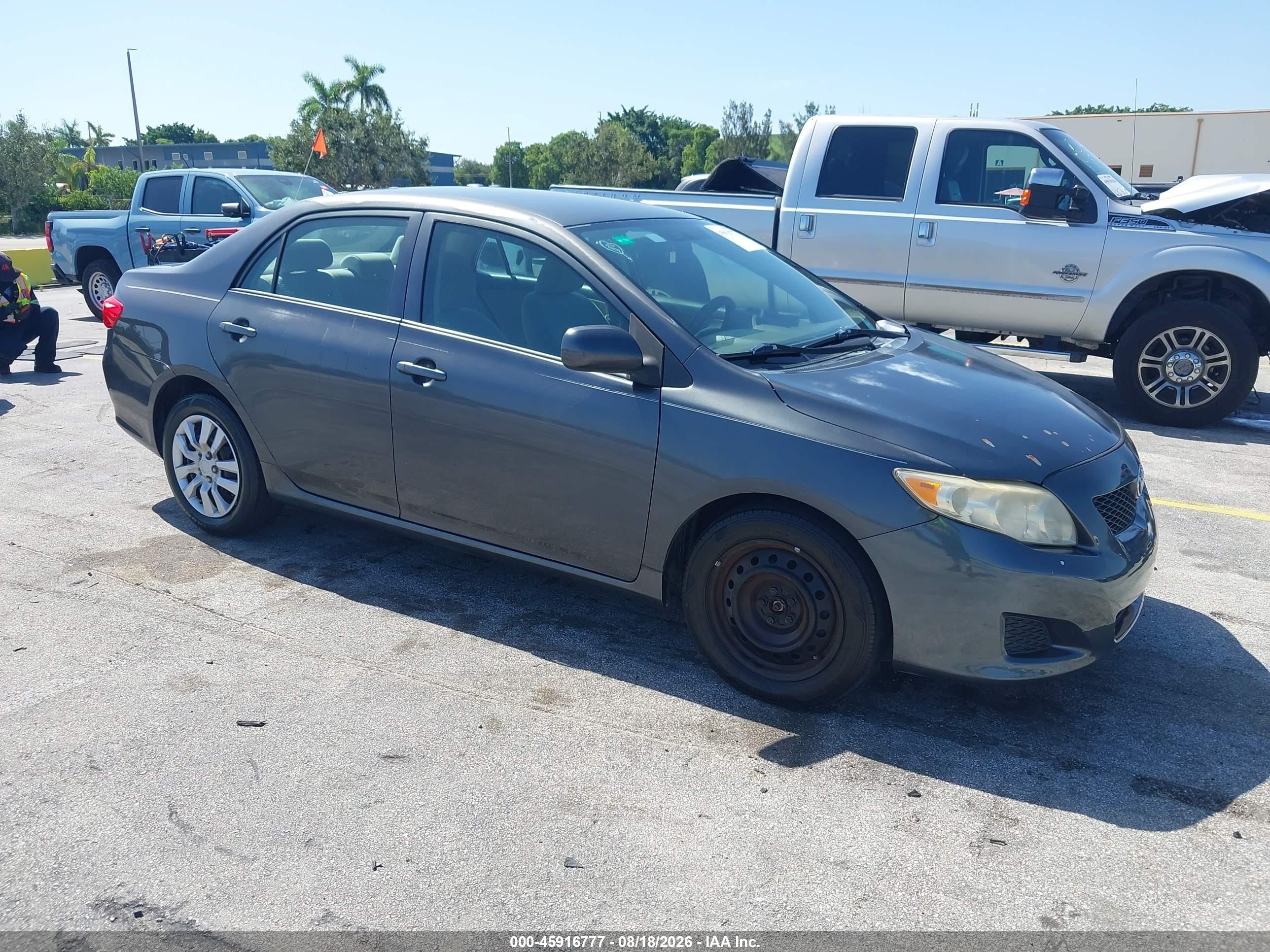 2010 Toyota Corolla Le Gray vin: 1NXBU4EEXAZ282825