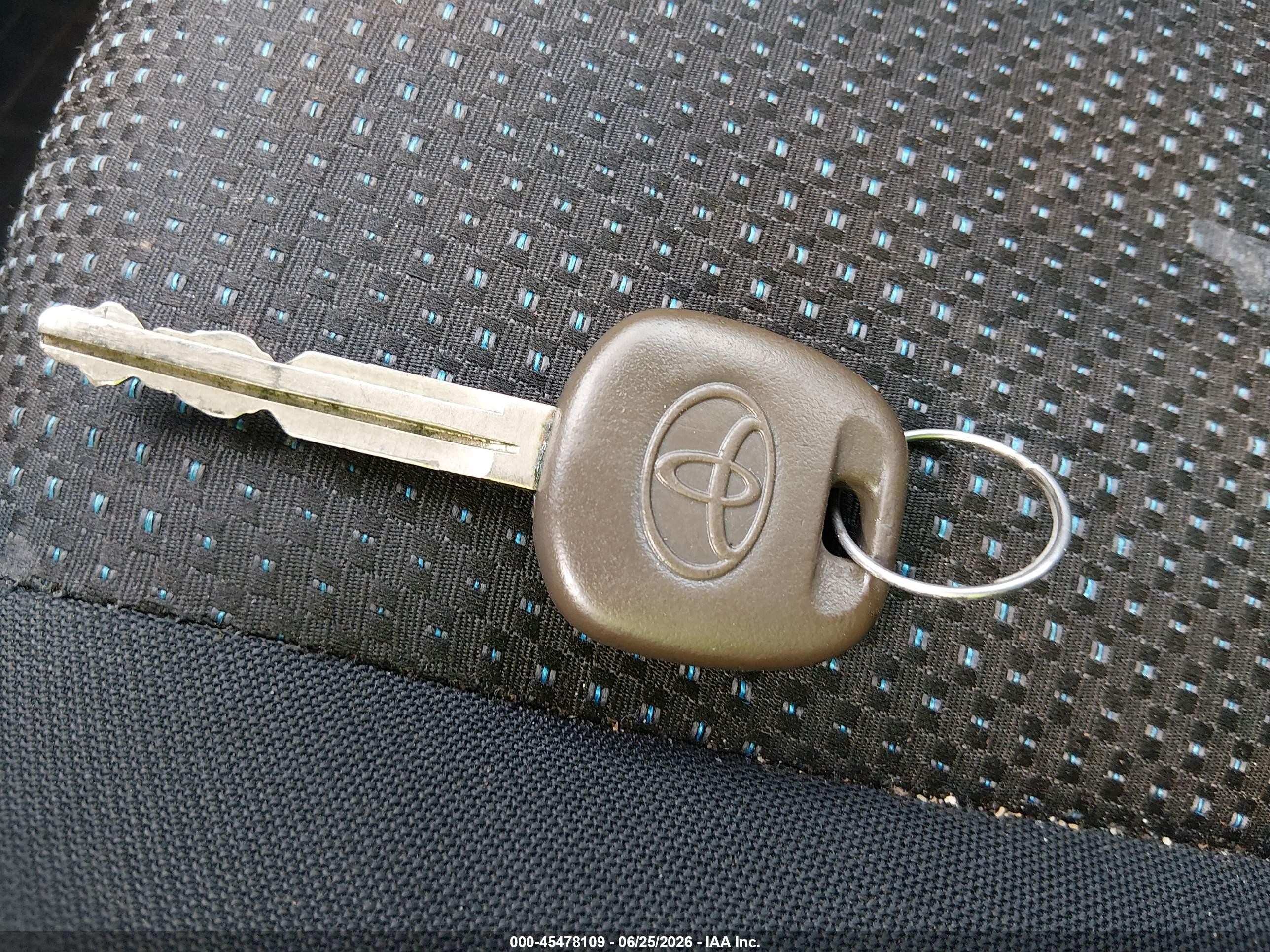 2010 Toyota Corolla S Gray vin: 1NXBU4EEXAZ291394