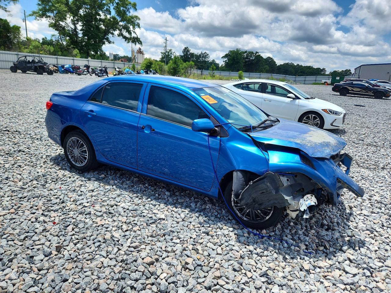 2010 Toyota Corolla Le Blue vin: 1NXBU4EEXAZ295266