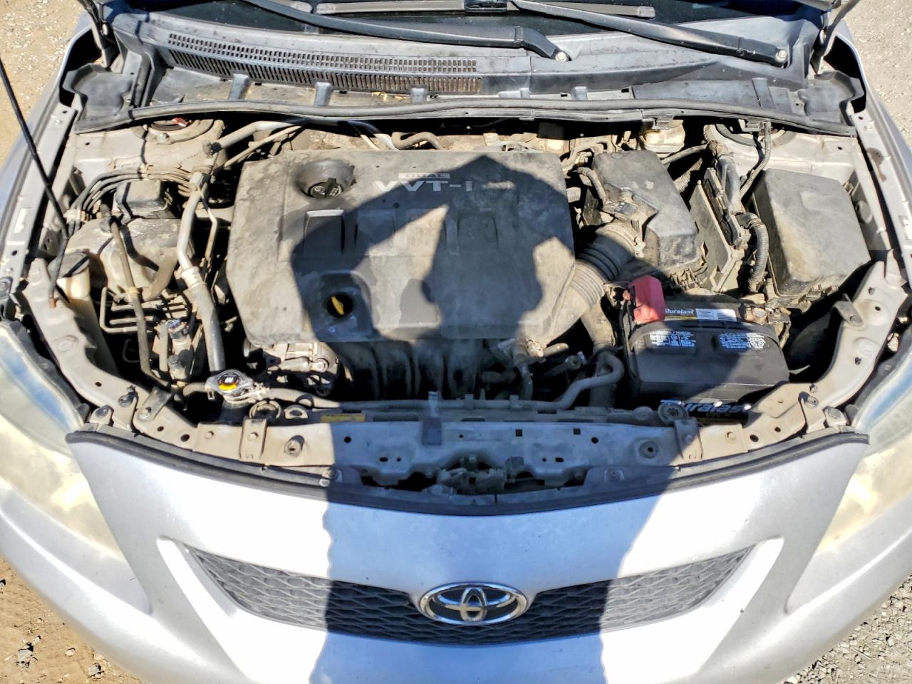 2010 Toyota Corolla Le Silver vin: 1NXBU4EEXAZ296370
