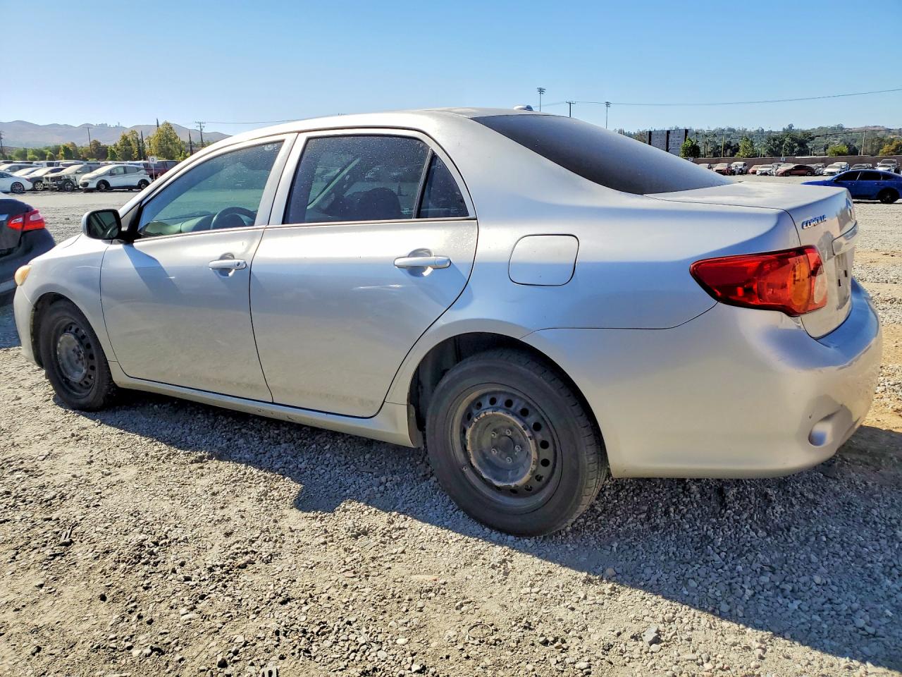 2010 Toyota Corolla Le Silver vin: 1NXBU4EEXAZ296370