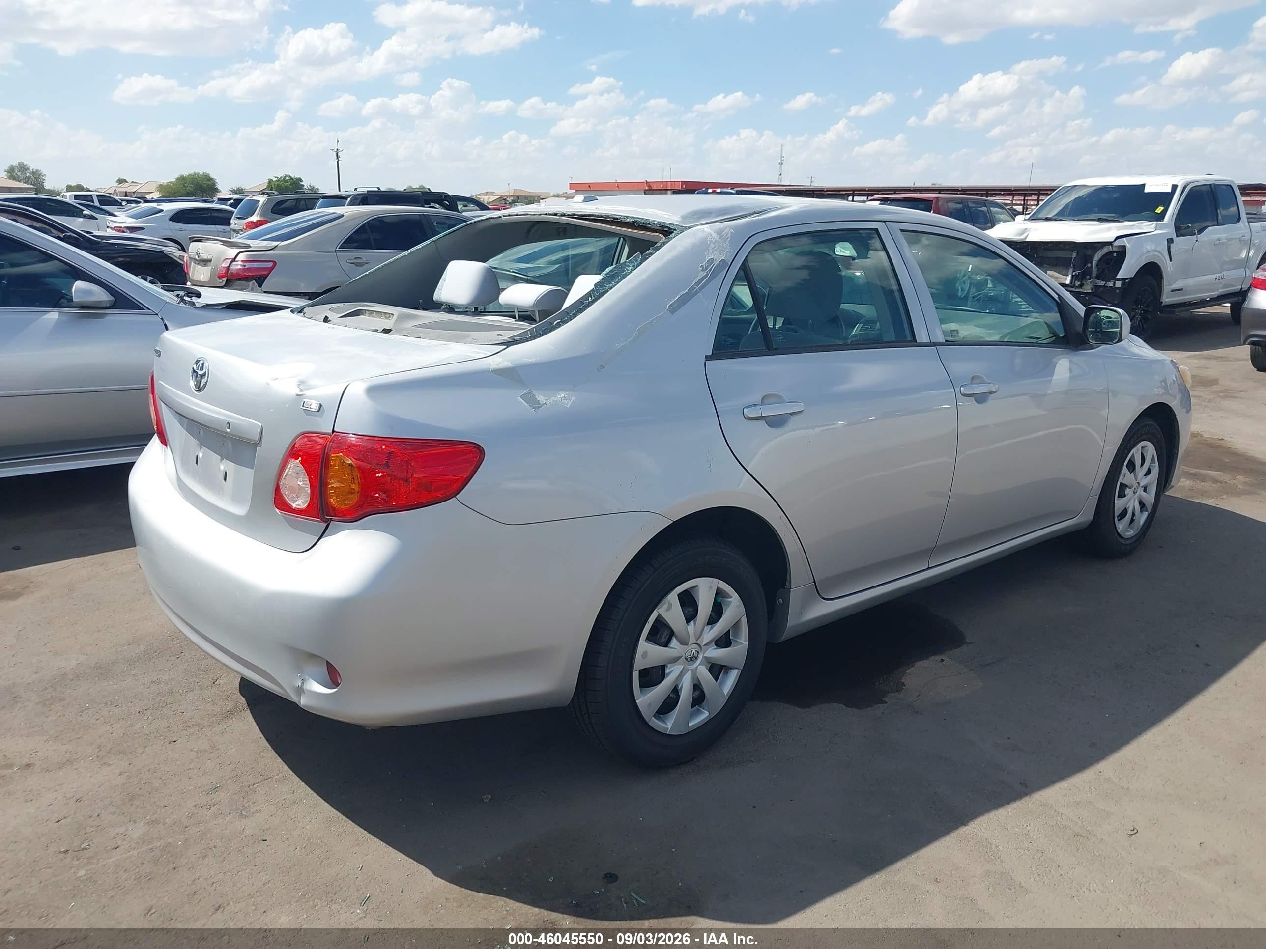 2010 Toyota Corolla Le Silver vin: 1NXBU4EEXAZ304581