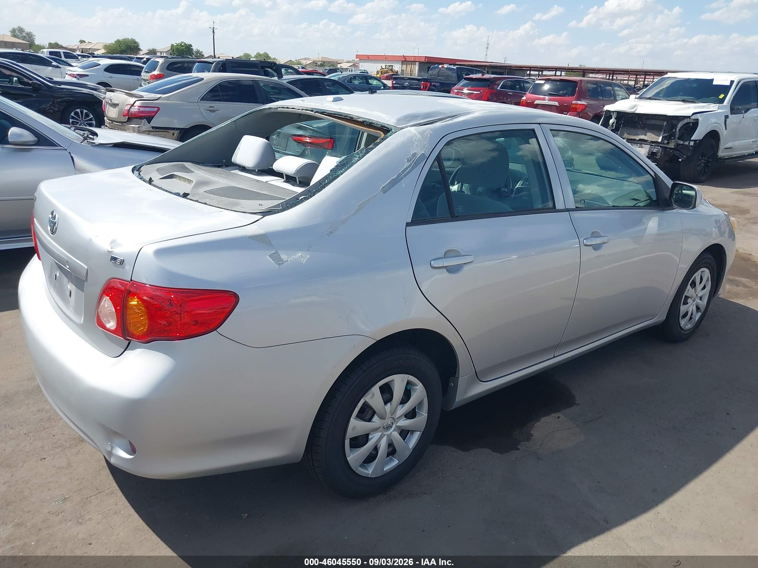 2010 Toyota Corolla Le Silver vin: 1NXBU4EEXAZ304581