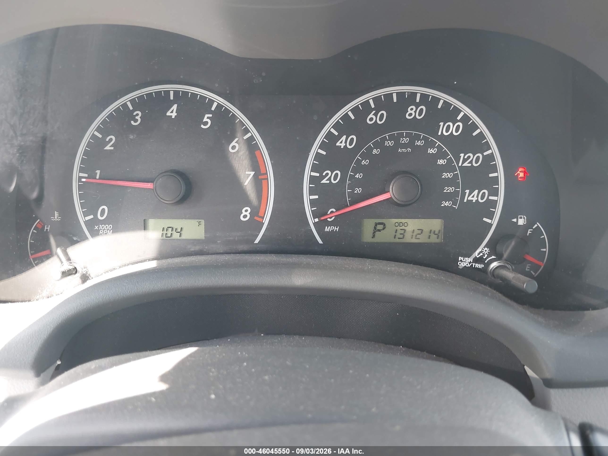 2010 Toyota Corolla Le Silver vin: 1NXBU4EEXAZ304581